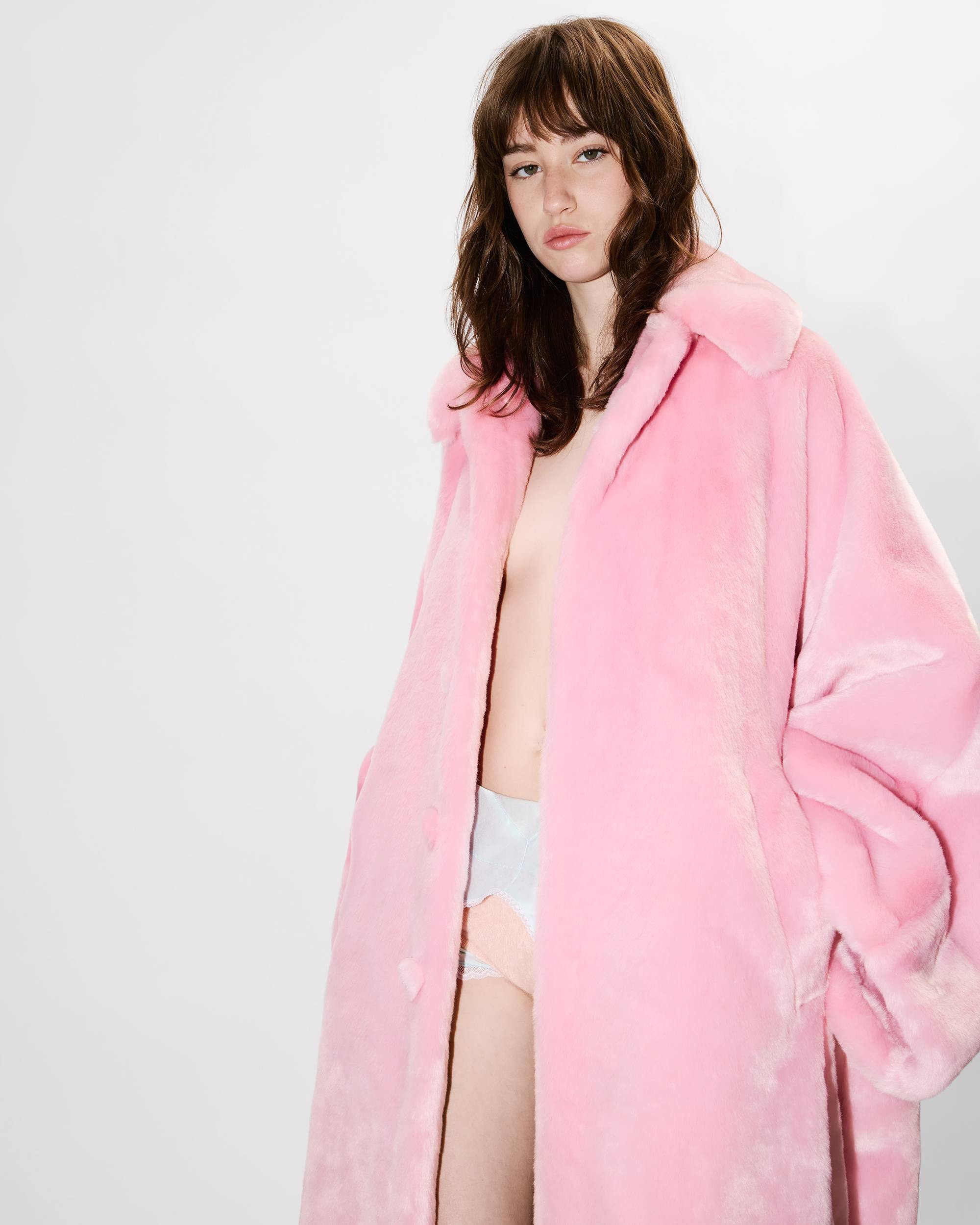 Oversized coat in fake fur - 7