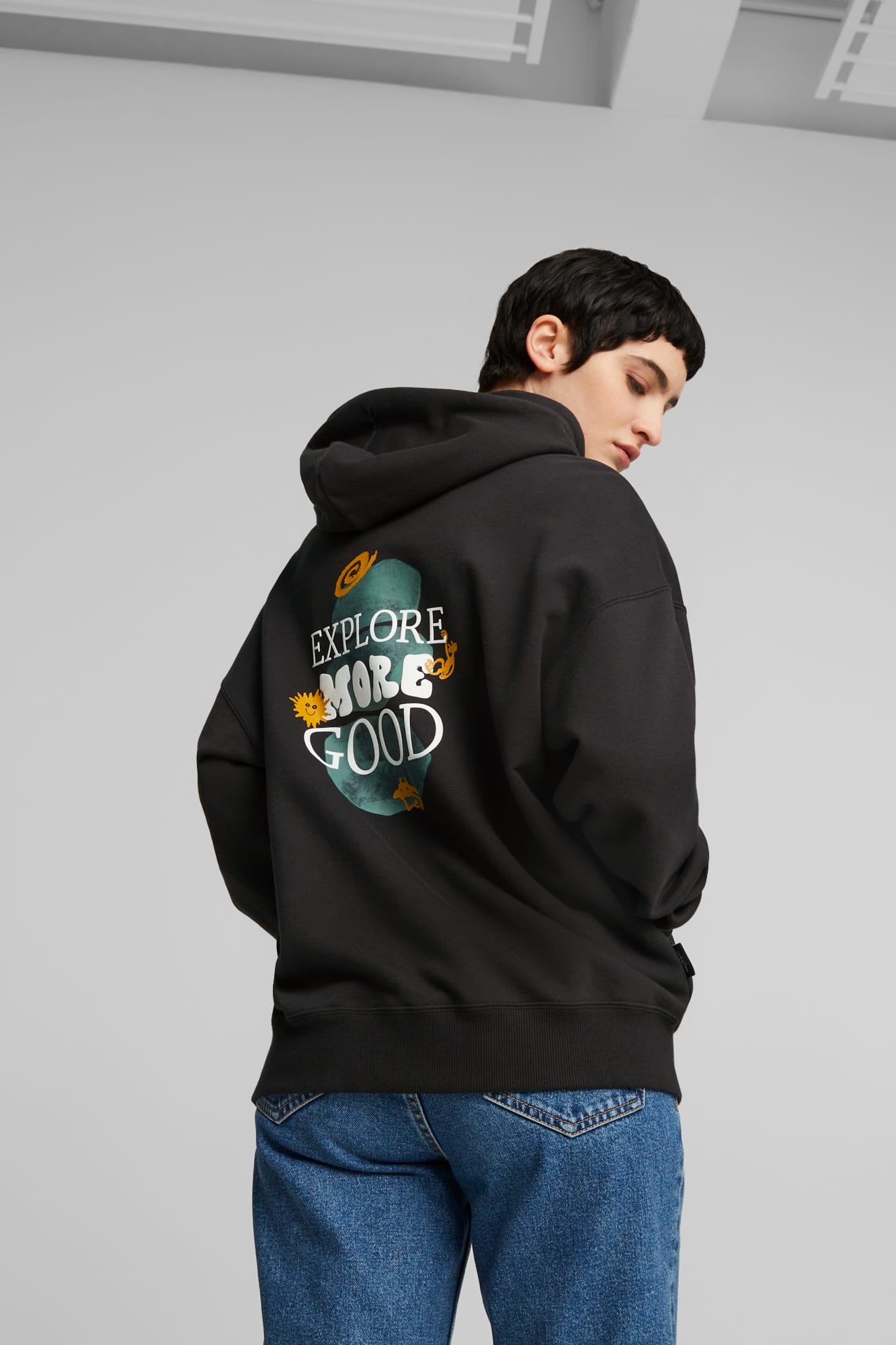 DOWNTOWN Women's Oversized Graphic Hoodie - 6