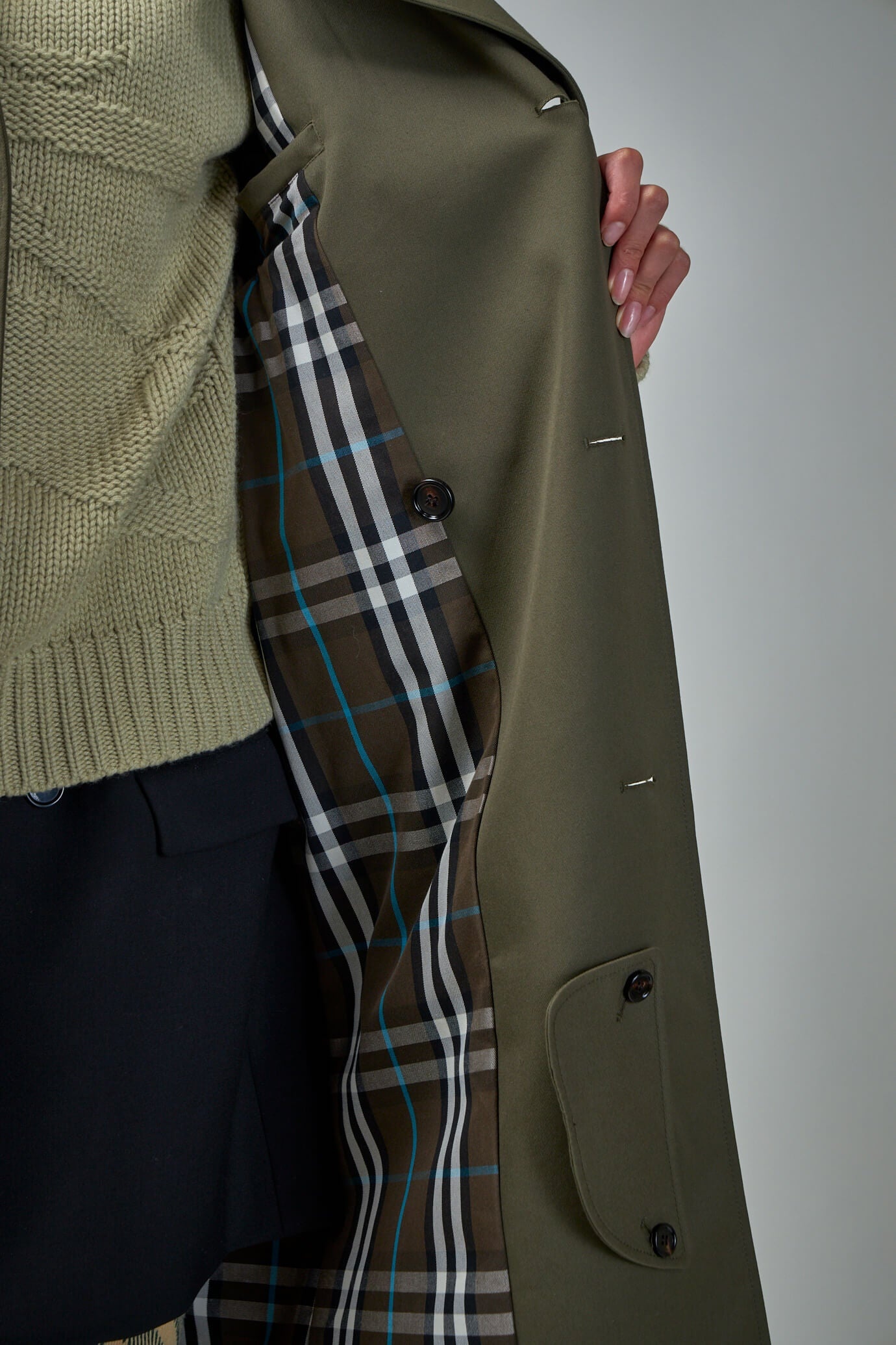 Burberry Long Cotton Blend Trench Coat | labelsfashion