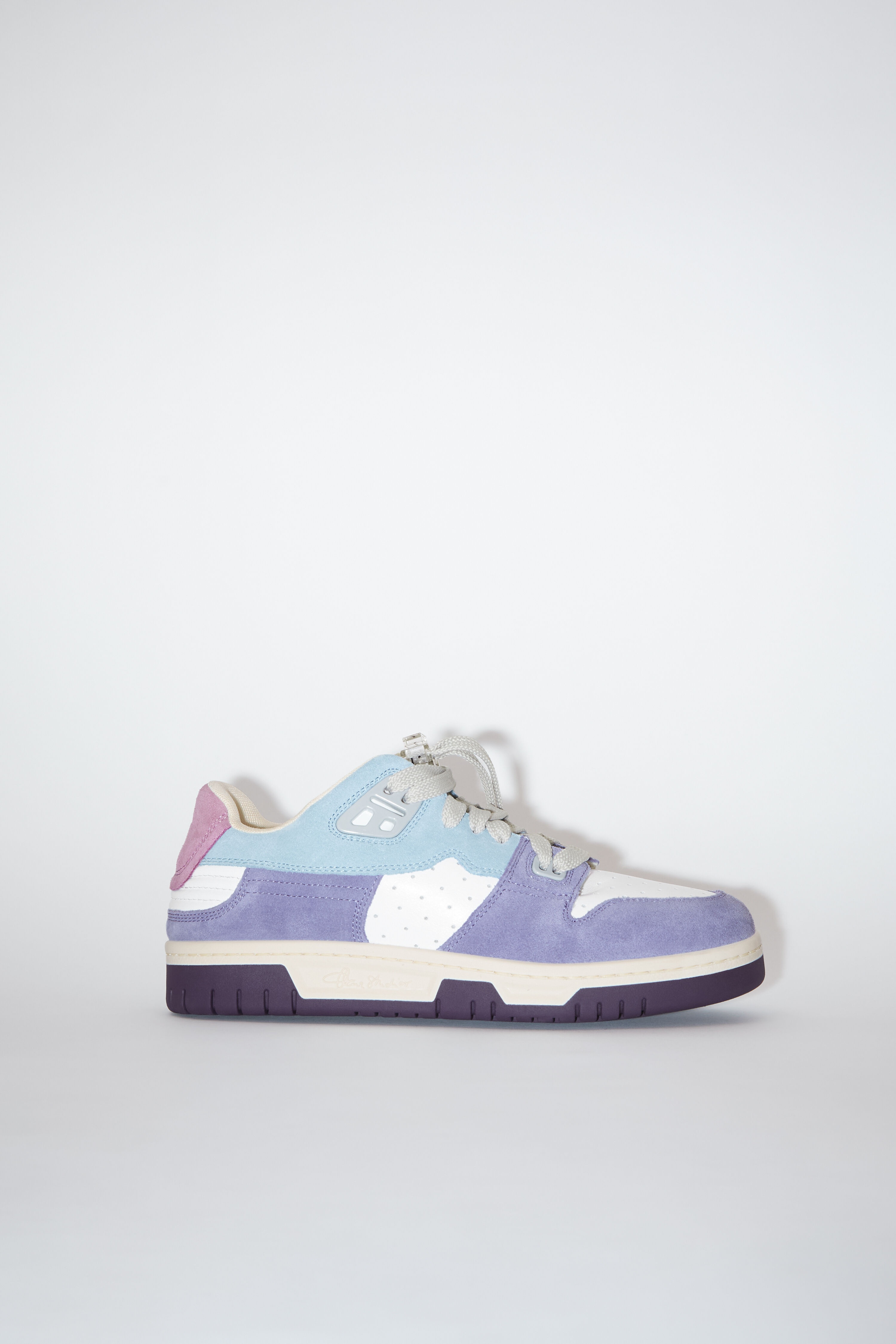 Acne Studios Low top suede sneakers - Blue/white | REVERSIBLE