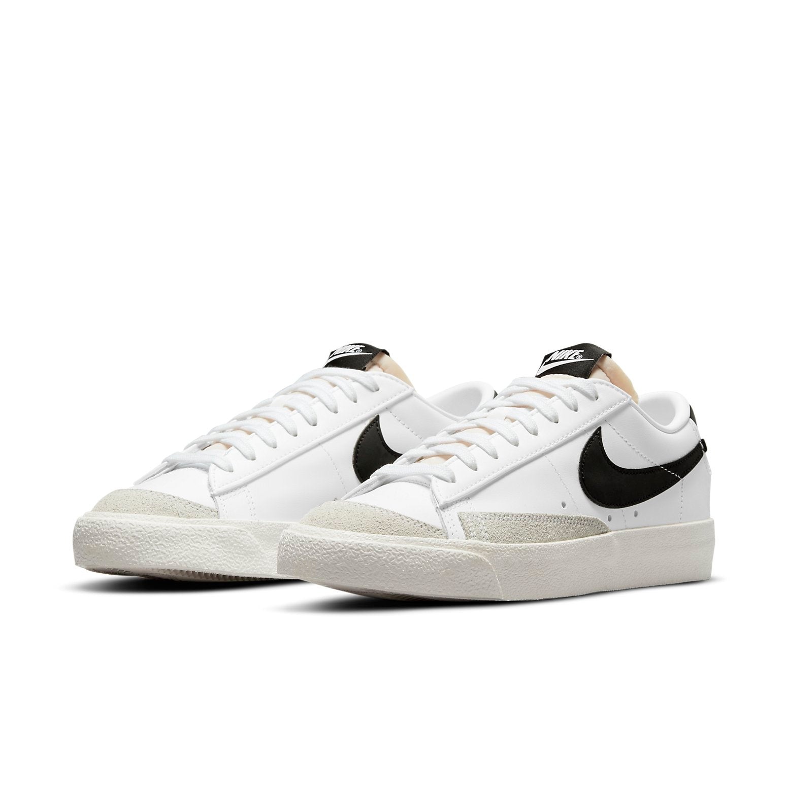 (WMNS) Nike Blazer Low '77 'White Black' DC4769-102 - 3