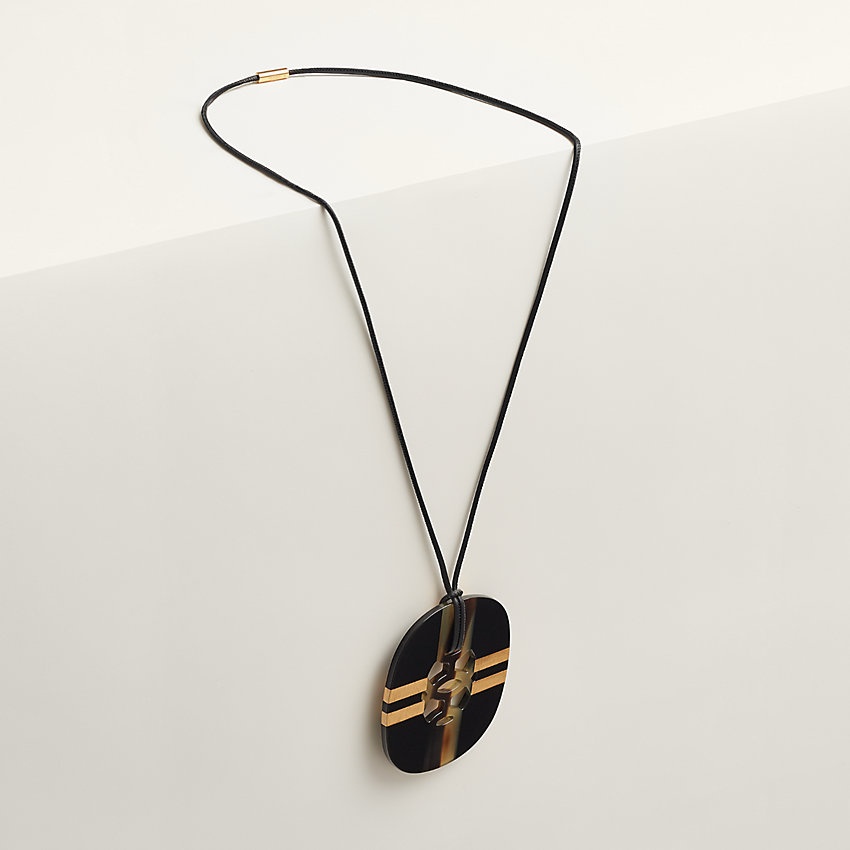 Casaque pendant, large model - 2