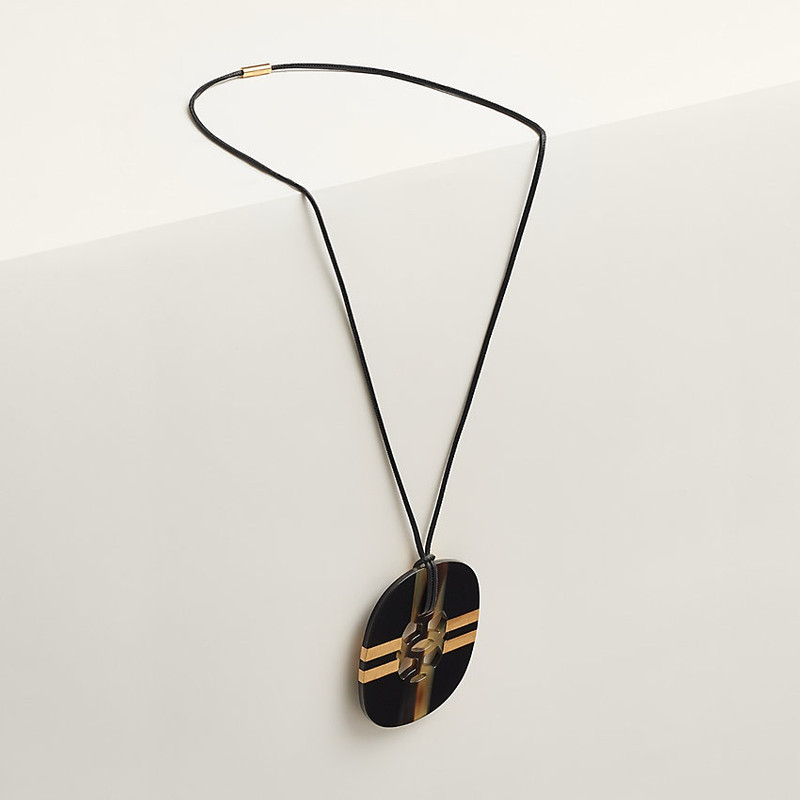 Hermès Casaque pendant, large model outlook