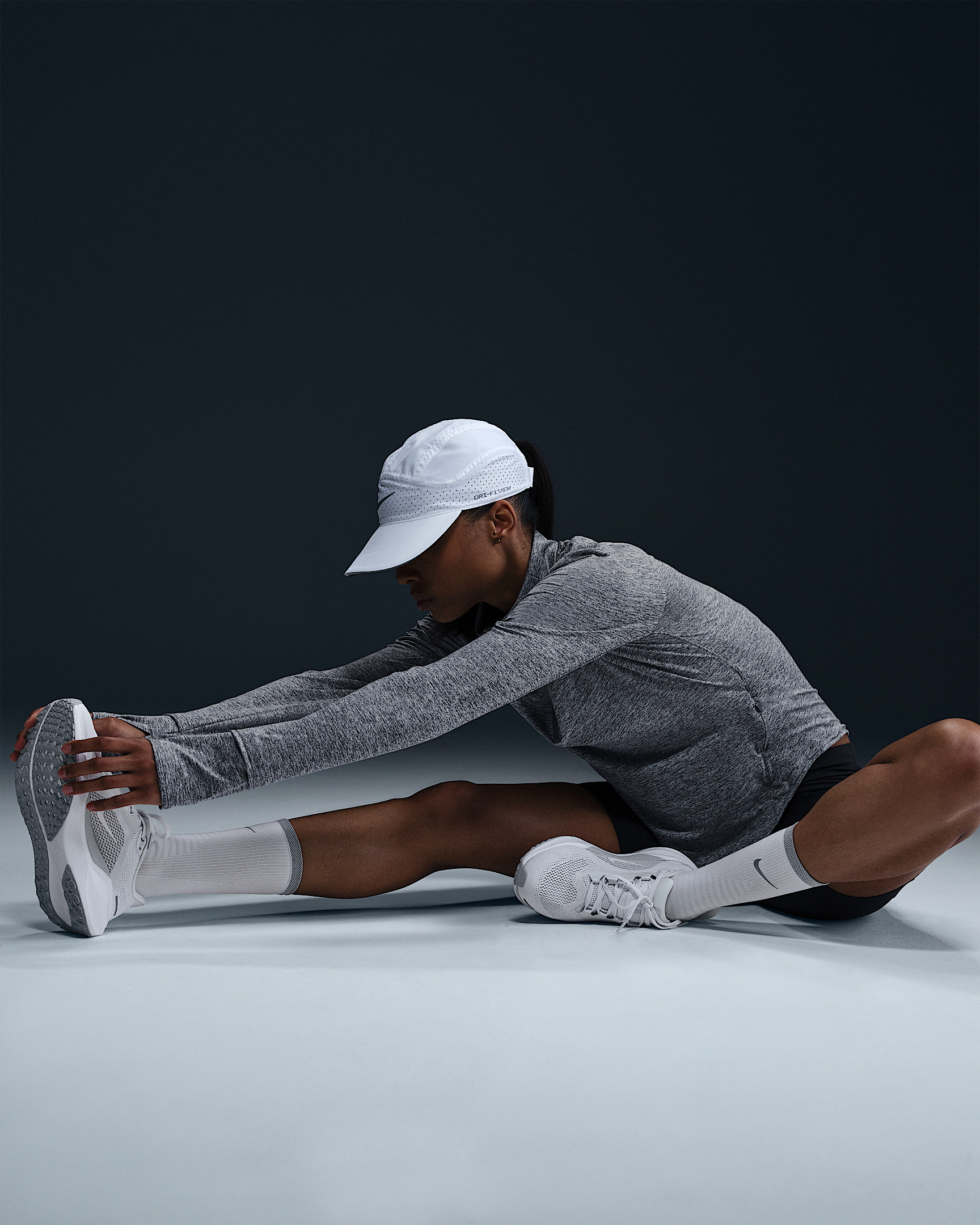 Nike Swift Women's Dri-FIT UV 1/4-Zip Running Top - 3