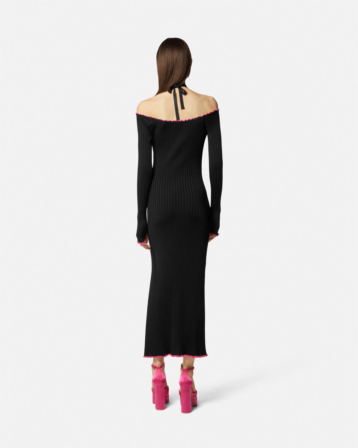 V-Emblem Ribbed Knit Long Dress - 4