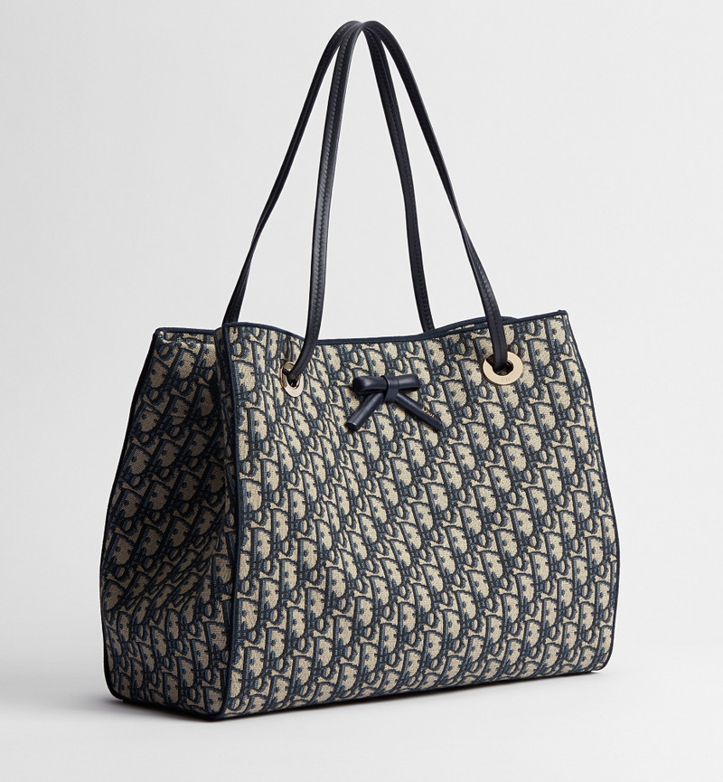 Dior Medium Shopping Bag outlook
