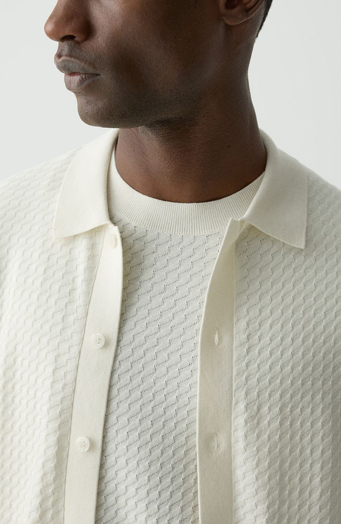 Theory Cairn Short Sleeve Organic Cotton Button-Up Shirt in Eggshell at Nordstrom - 2