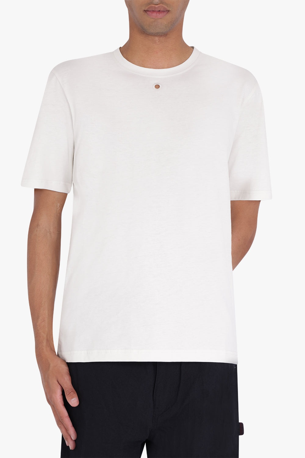 EMBROIDERED HOLE T-SHIRT | CHALK - 3