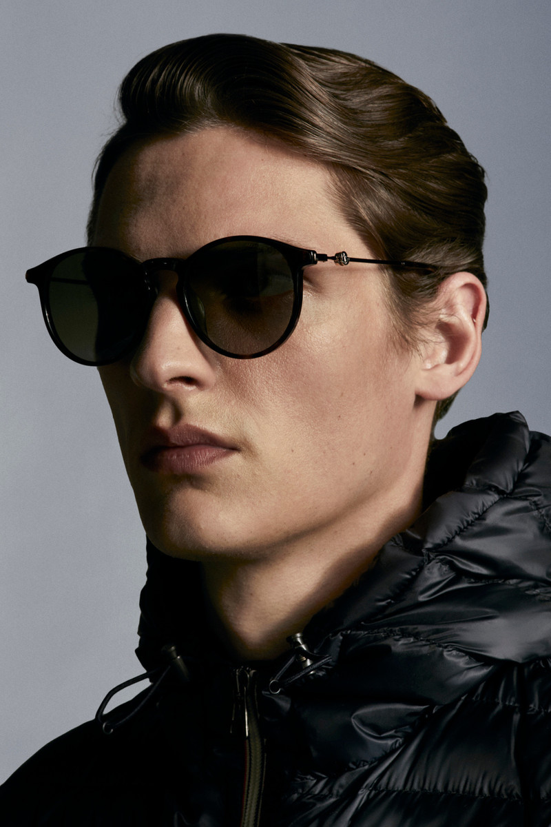 Moncler Rounded sunglasses outlook