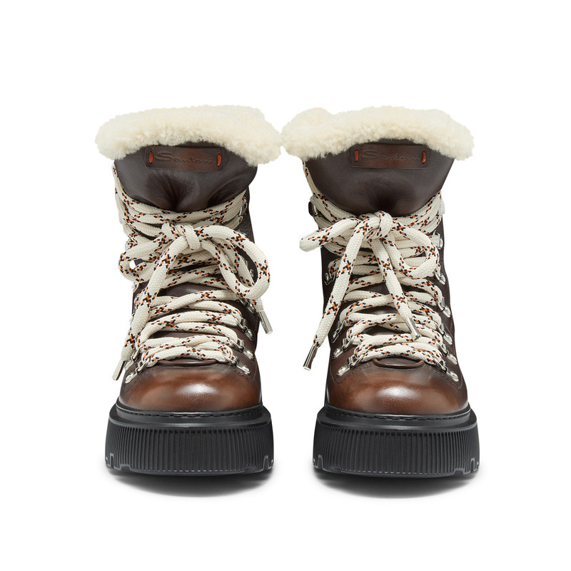 Women's brown leather hiking boot with fur 4