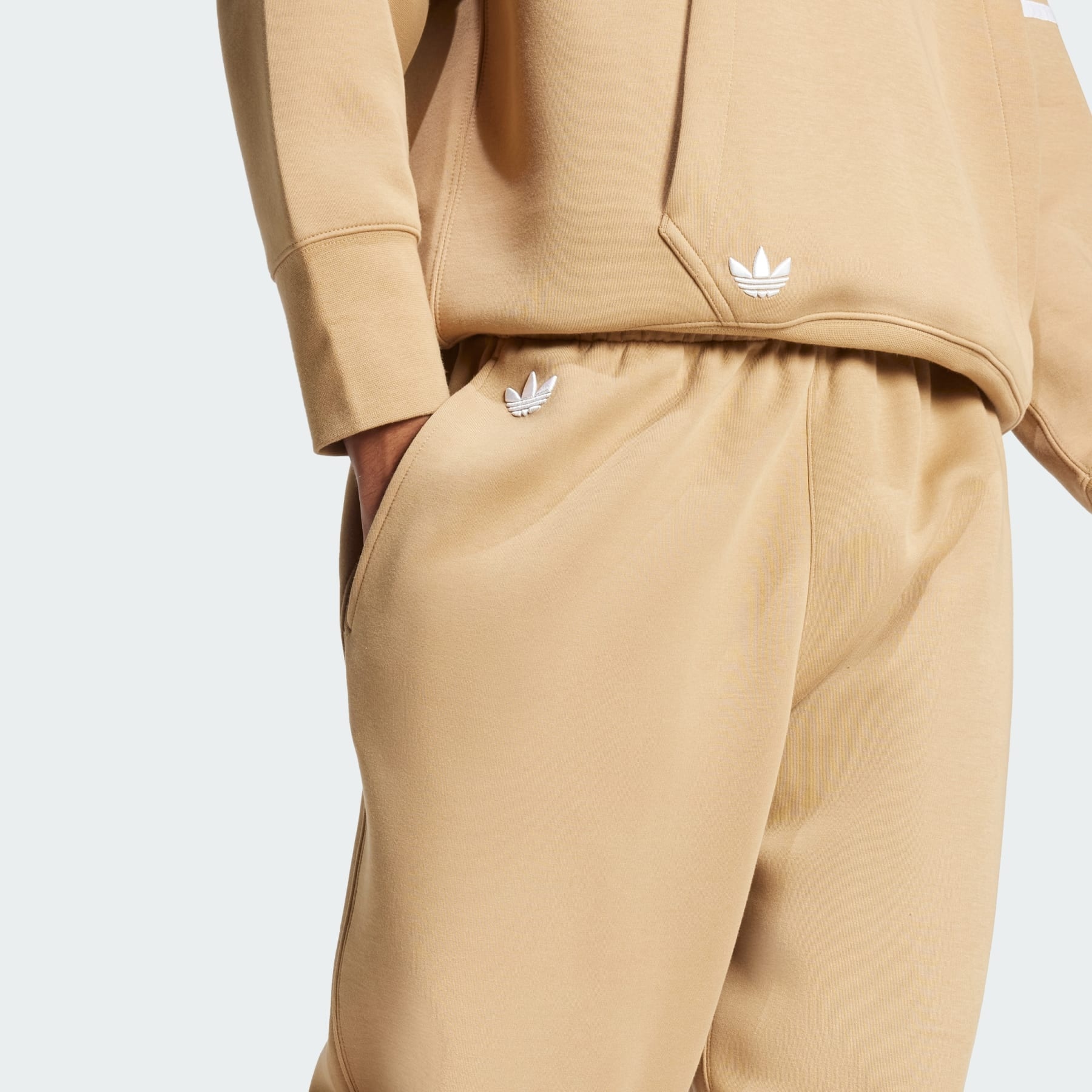 Neuclassics Sweat Pants - 5