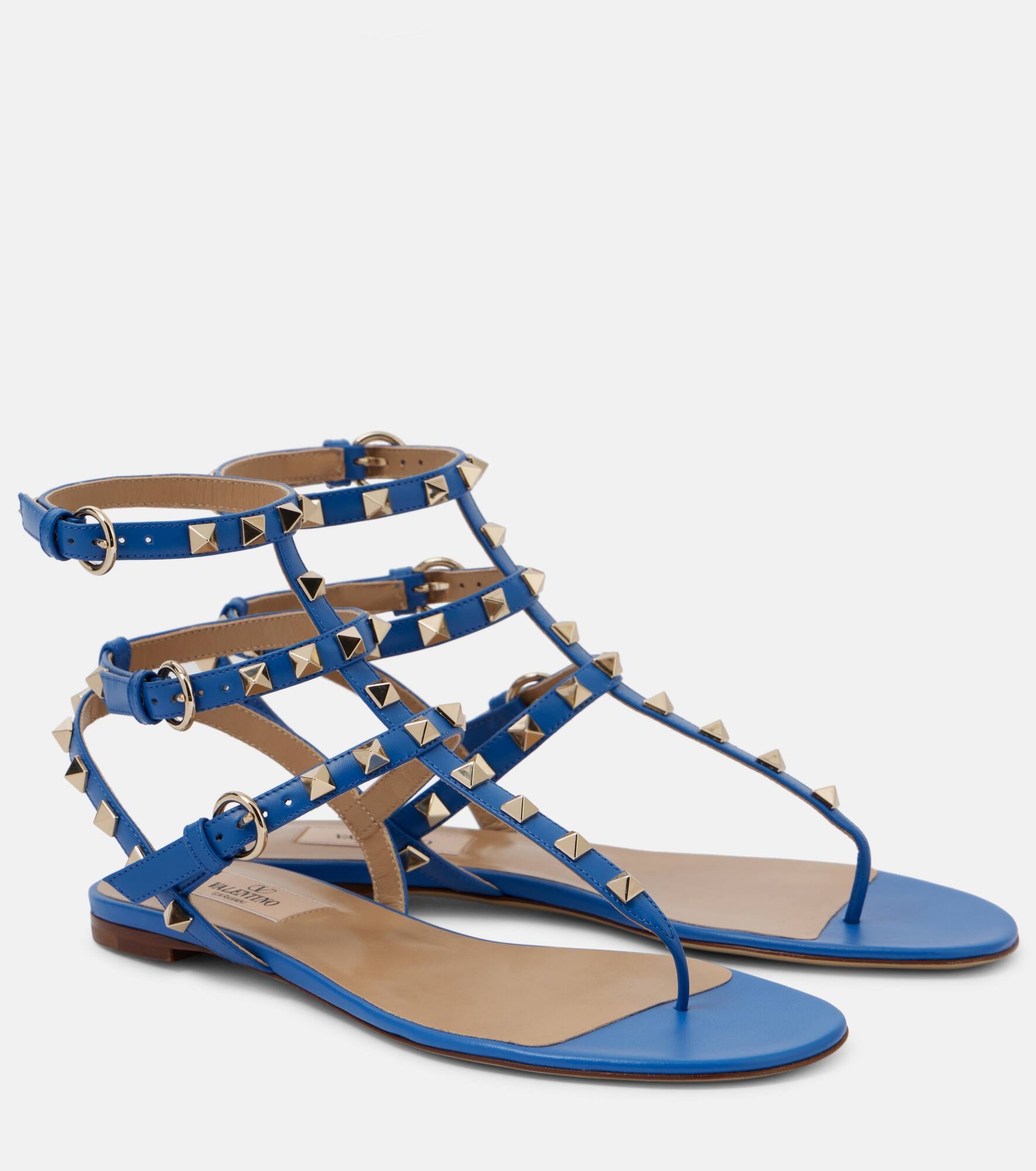 Rockstud leather thong sandals - 1