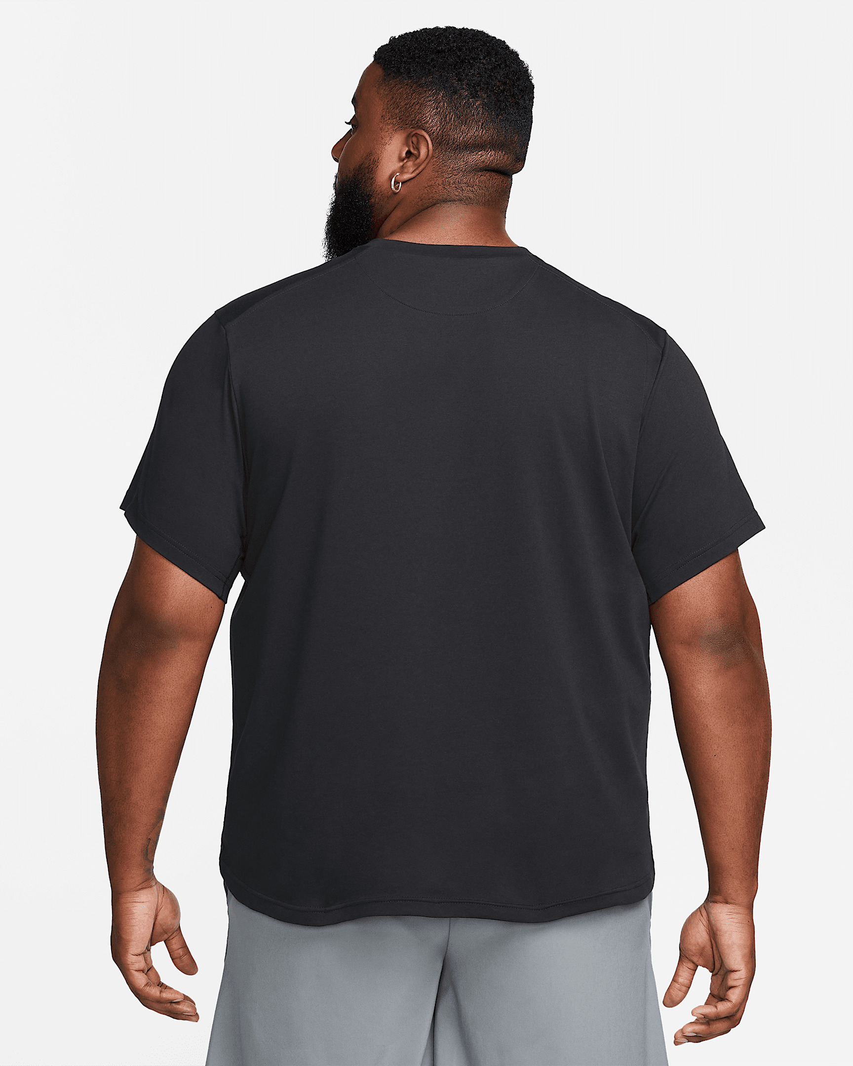 Nike Primary Men's Dri-FIT Short-Sleeve Versatile Top - 9