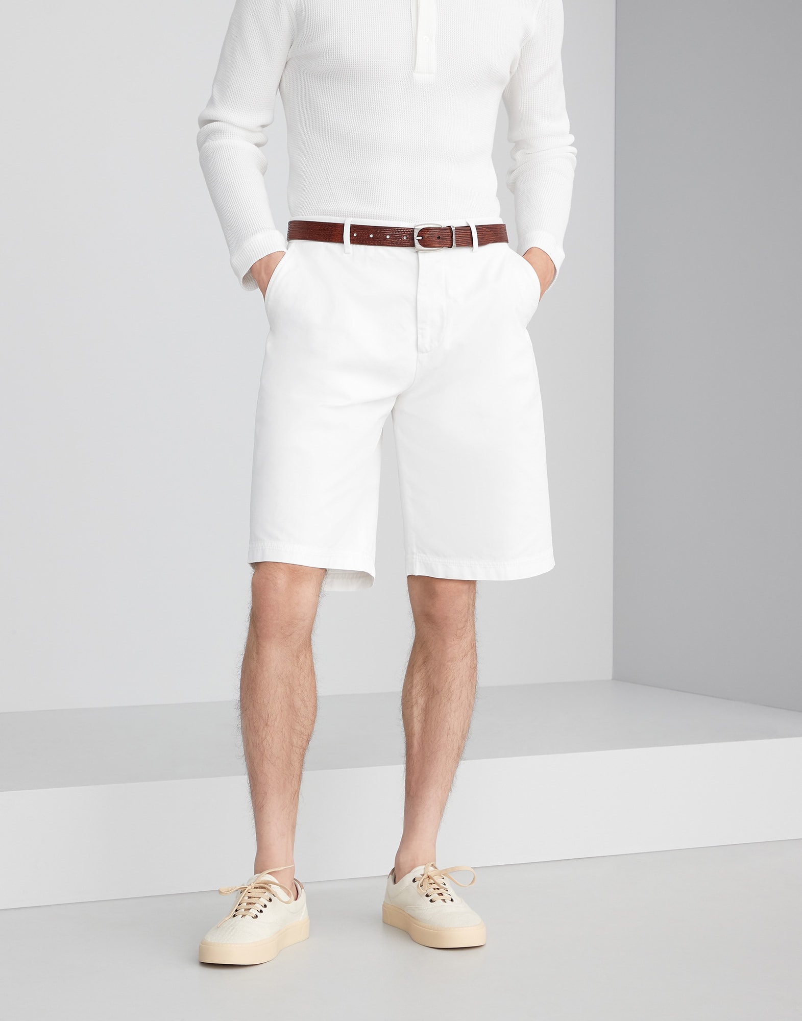 Garment-dyed basic fit Bermuda shorts in twisted cotton gabardine - 1