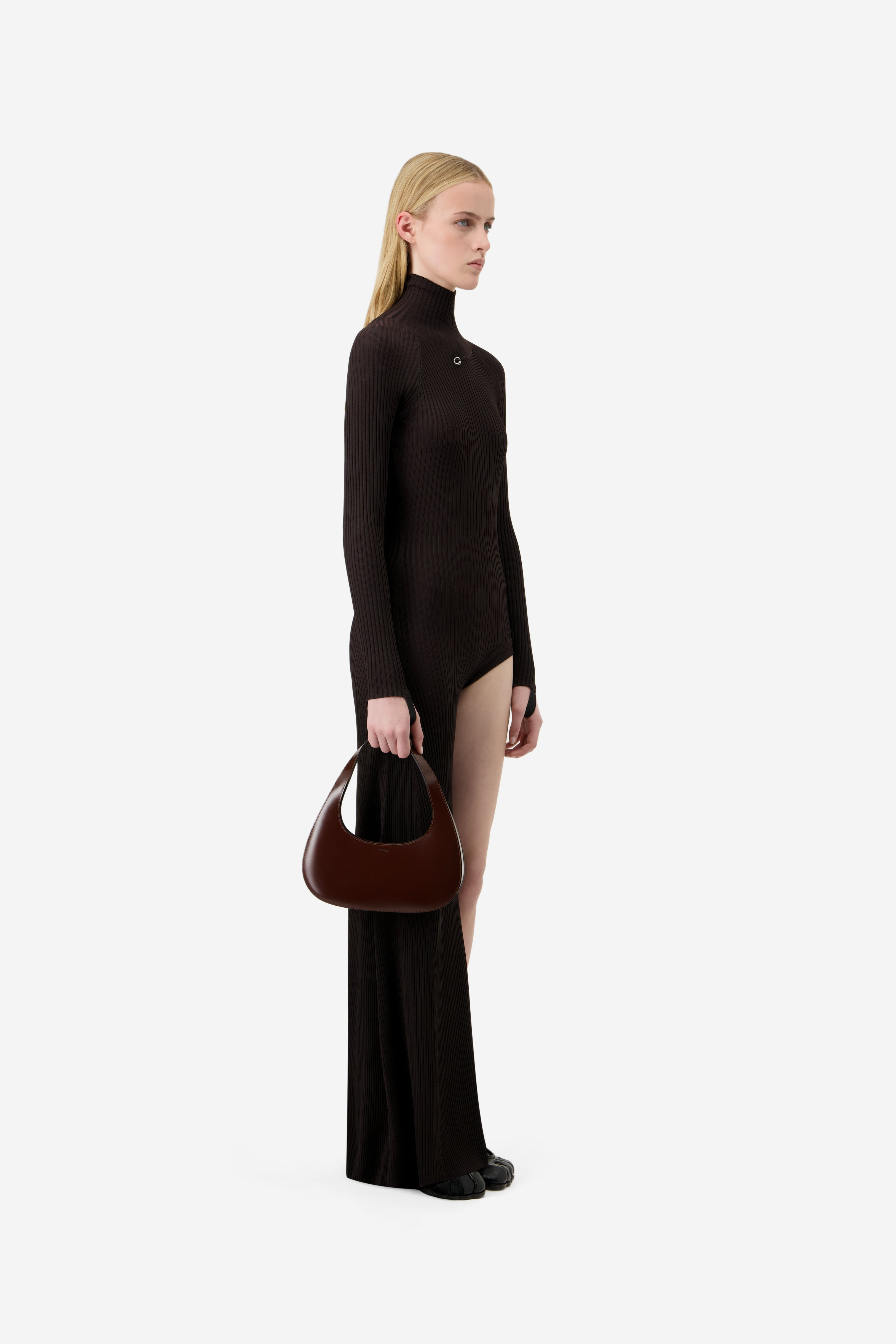 Leg Cut-Out Rib Gown - 4