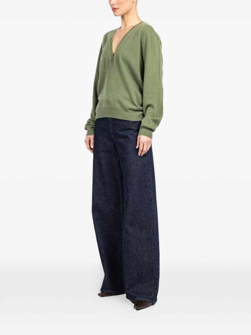 Johnny V-neck sweater 3
