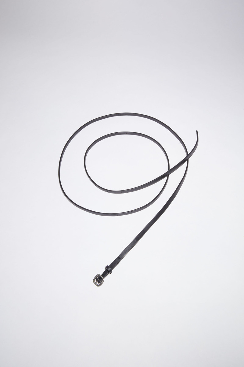 Thin buckle belt - Black 1