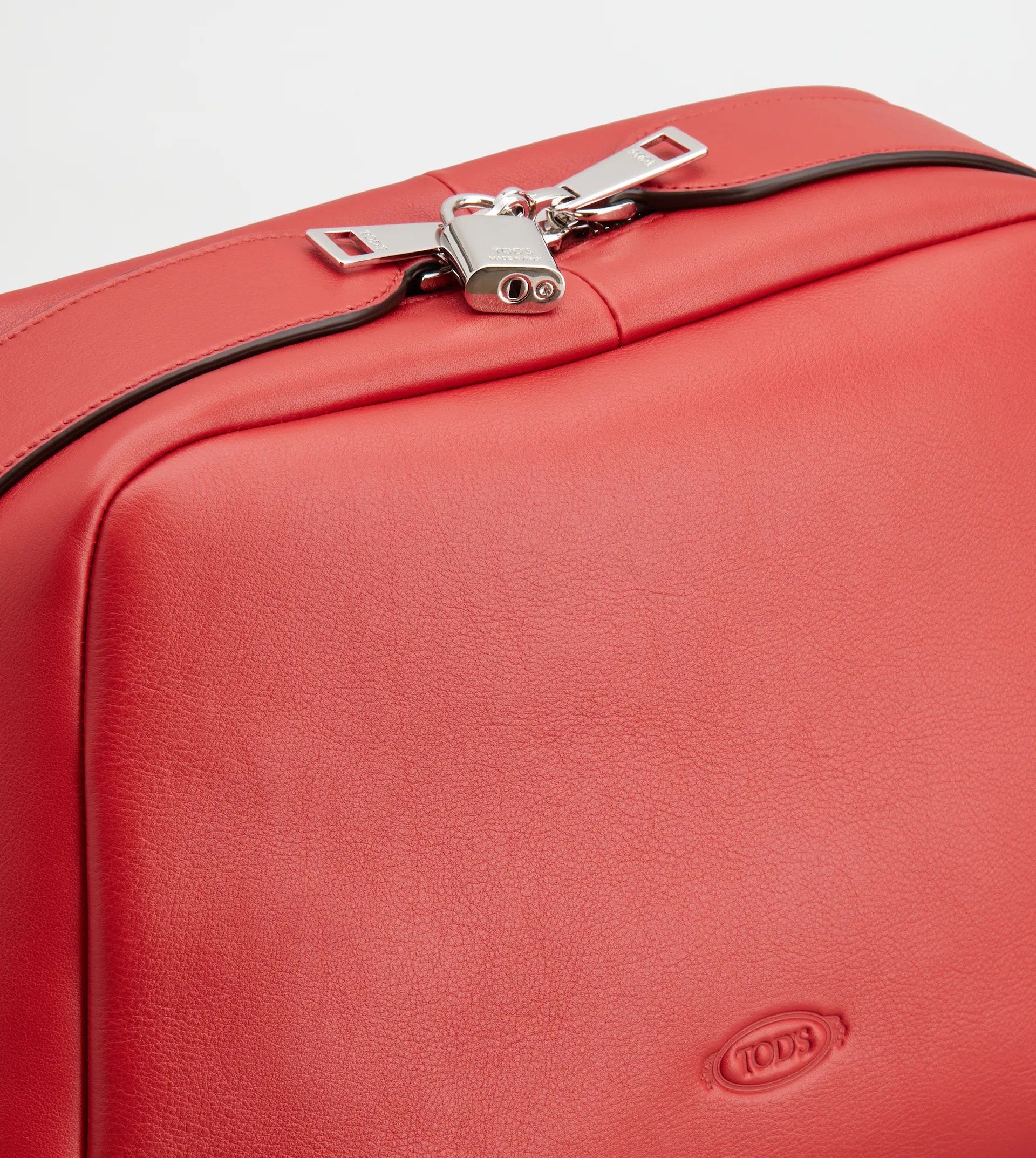 TOD'S DARSENA POUCH BAG IN LEATHER MEDIUM - RED - 9