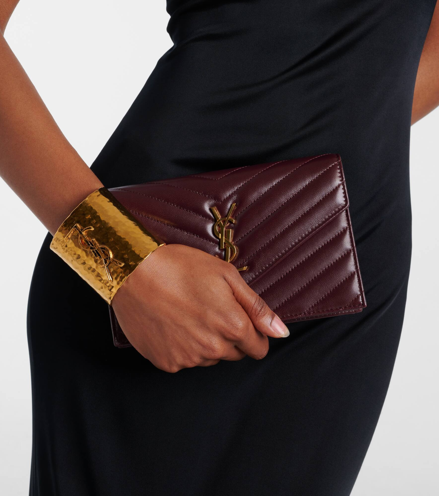 Cassandre Envelope leather wallet on chain - 2