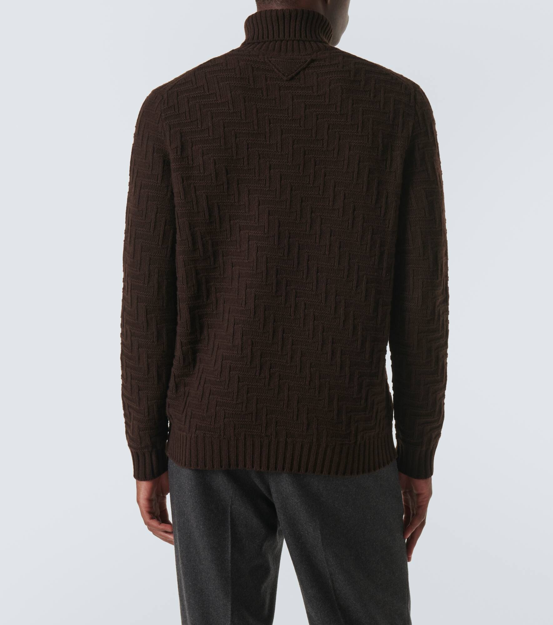 Wool and cashmere turtleneck sweater - 4