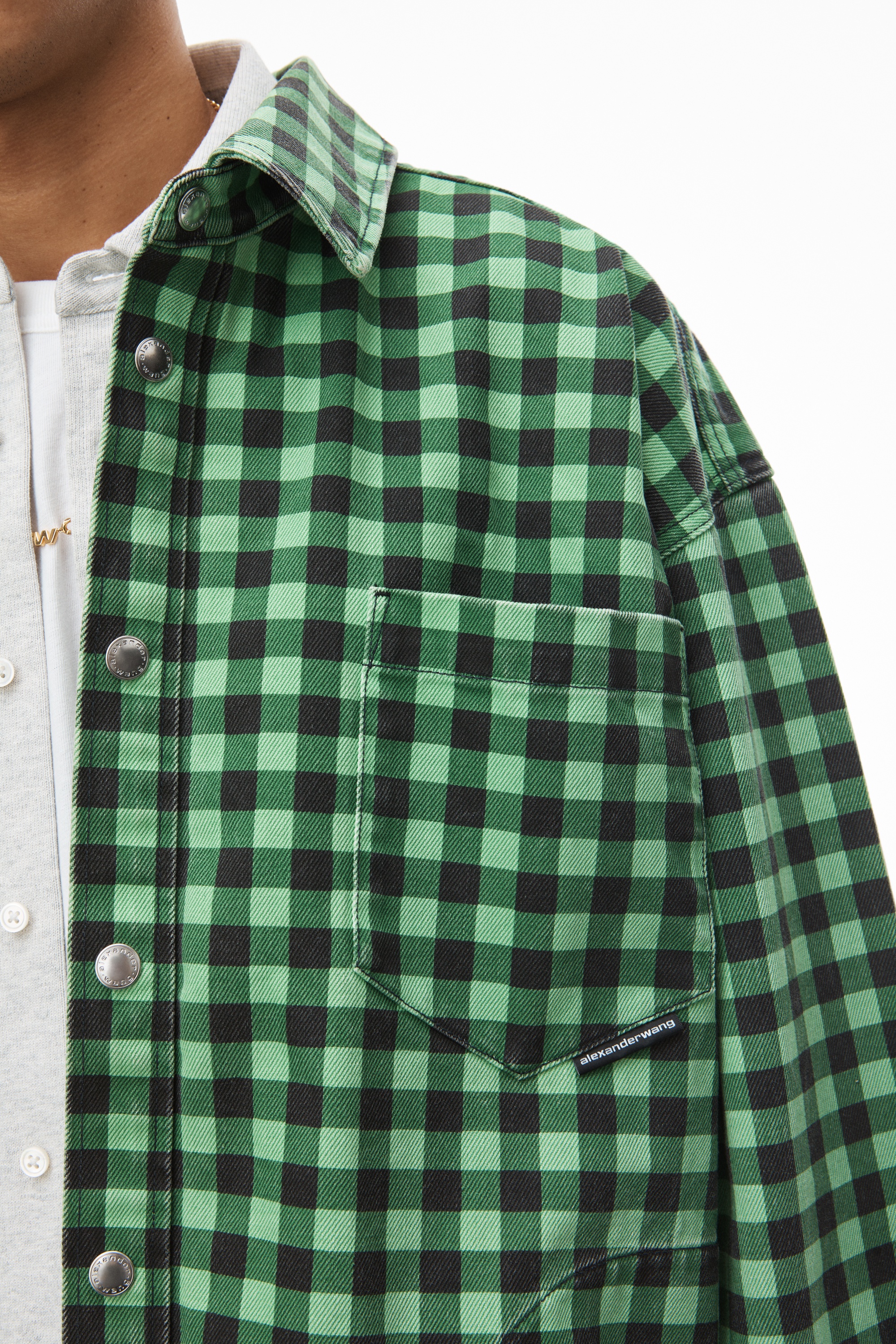 OVERSIZED SHIRT JACKET IN GINGHAM DENIM - 4