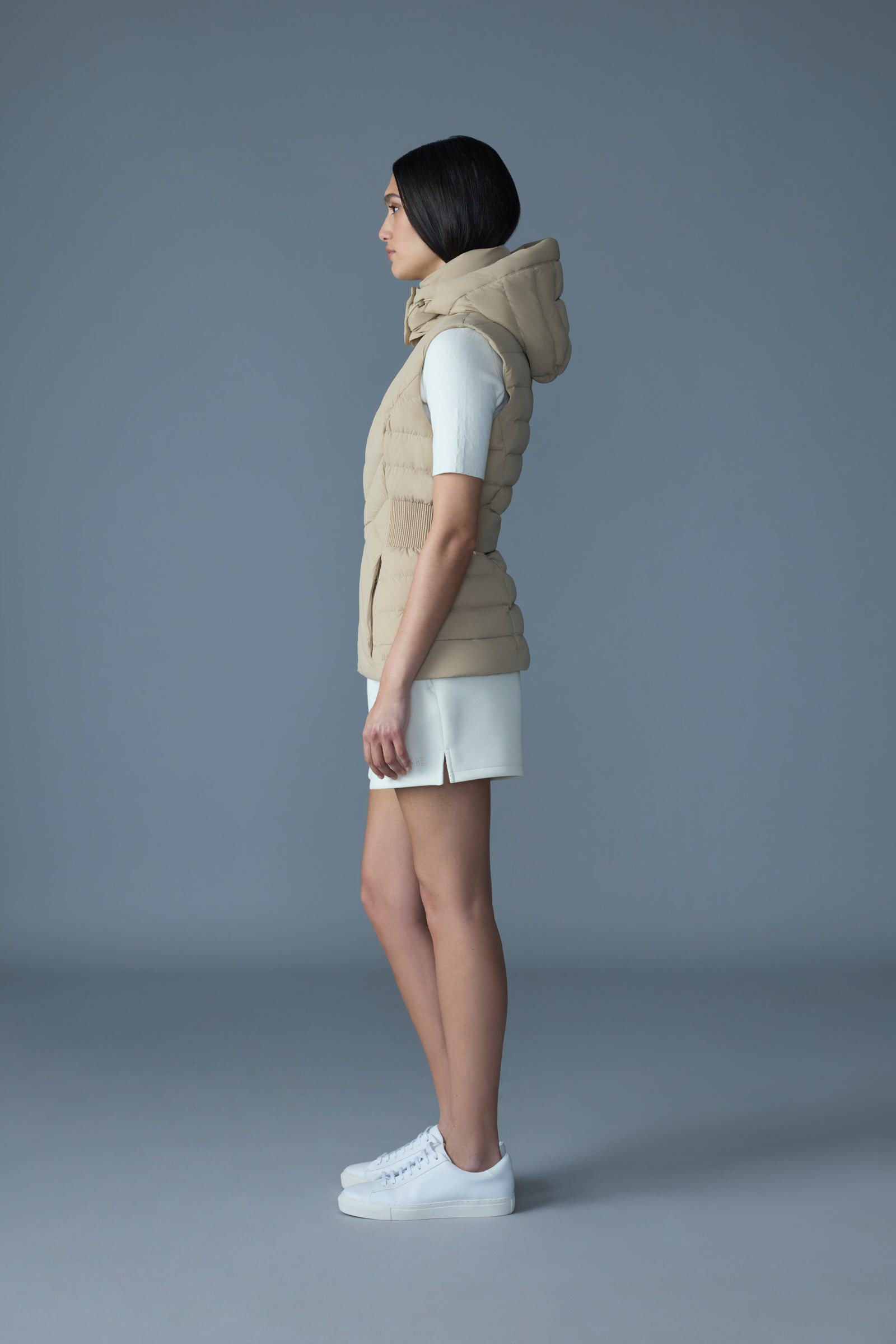 HOSHI Light down hooded vest - 4
