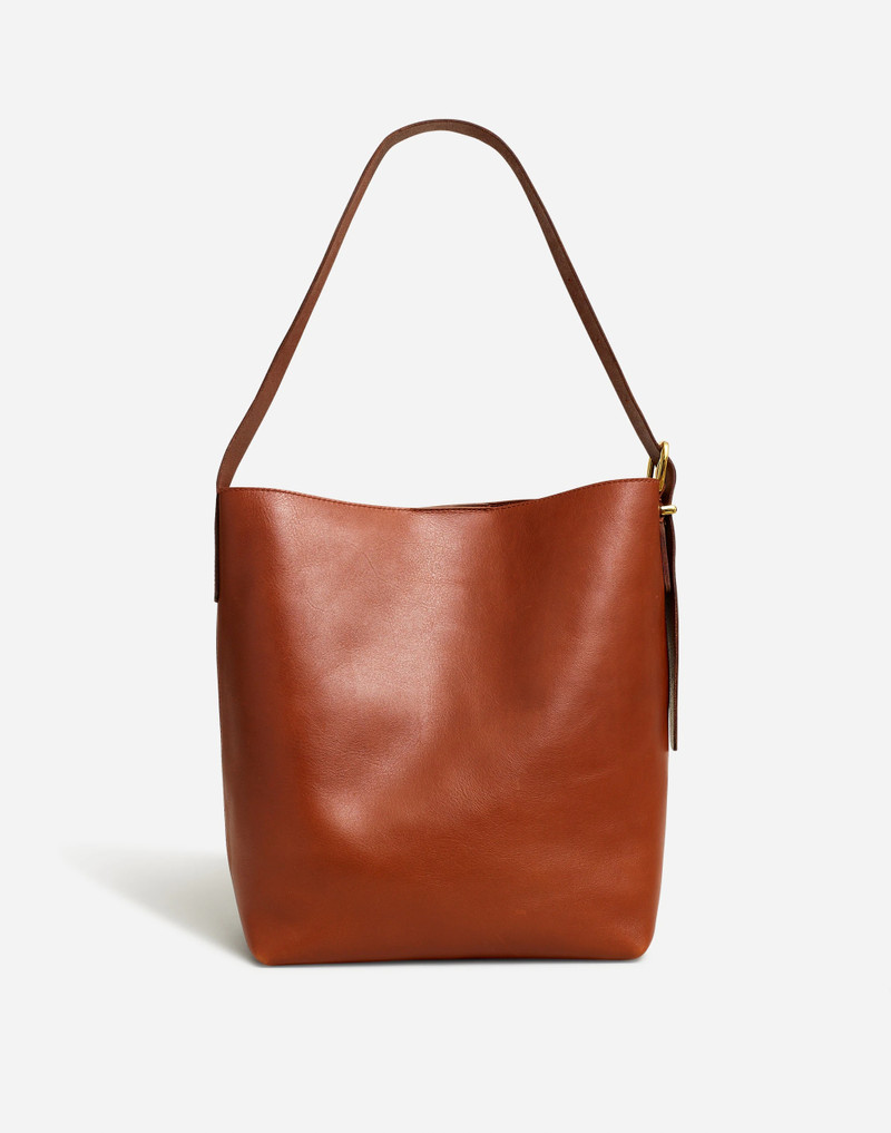 The Essential Bucket Tote 1