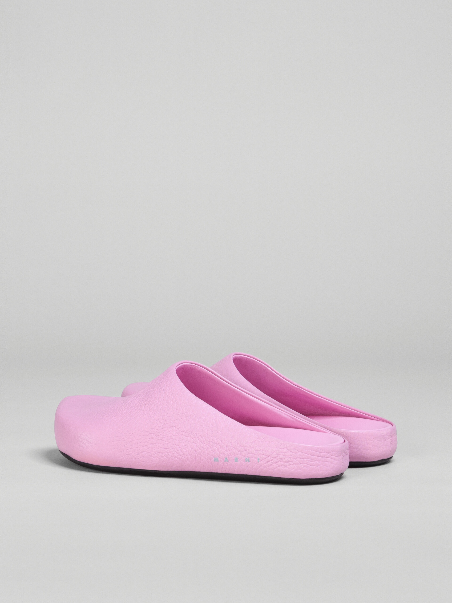 PINK LEATHER FUSSBETT SABOT - 3