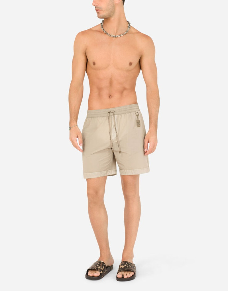 Mid-length swim trunks with key chain 3