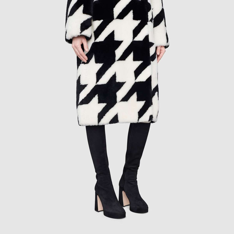 Women's suede platform boot 5