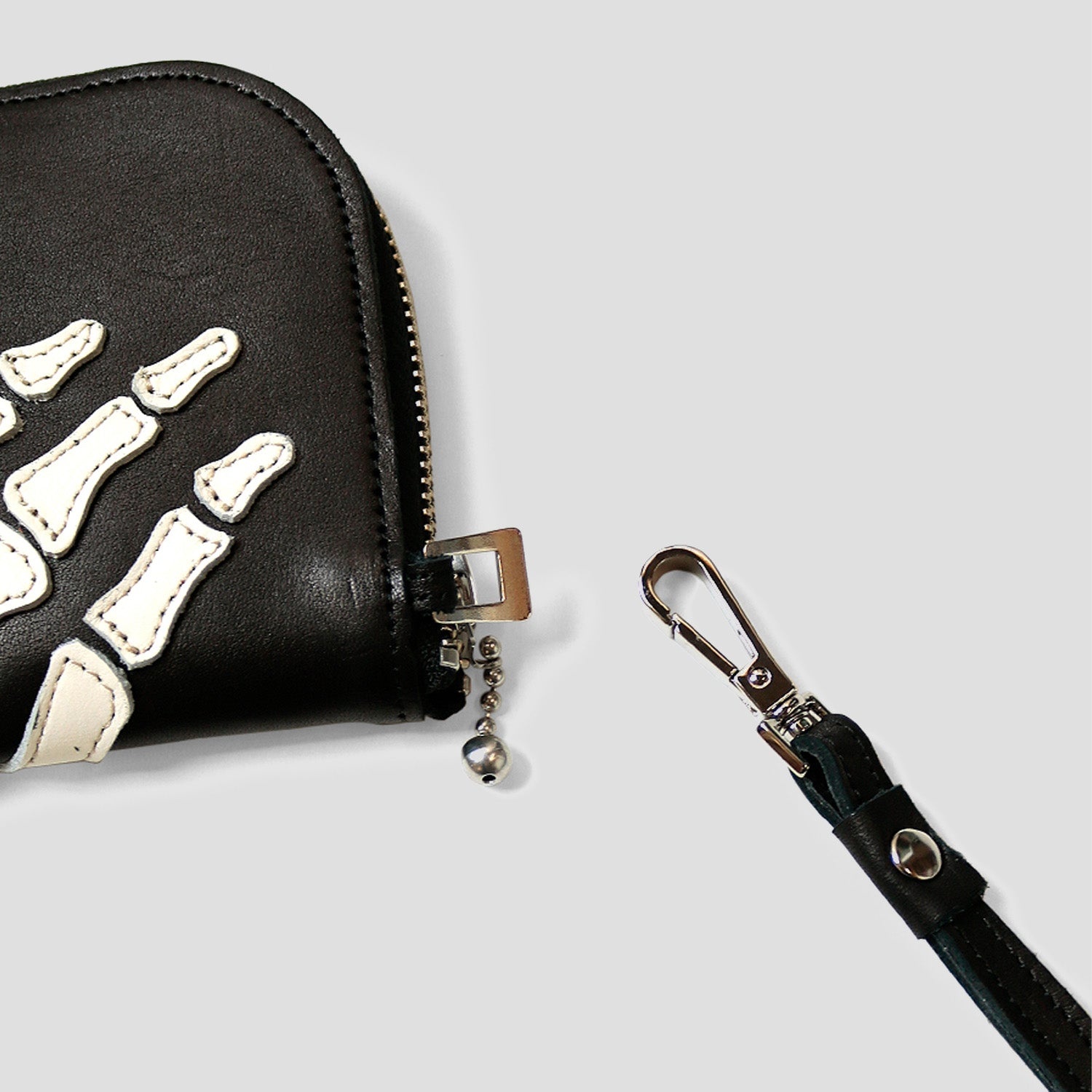 LEATHER BONE NECK POUCH - 4