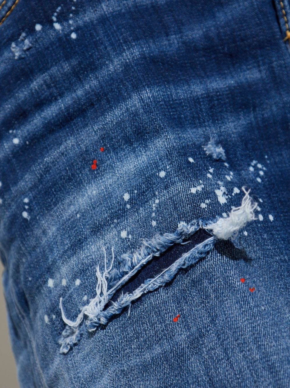 whiskering-effect jeans - 5