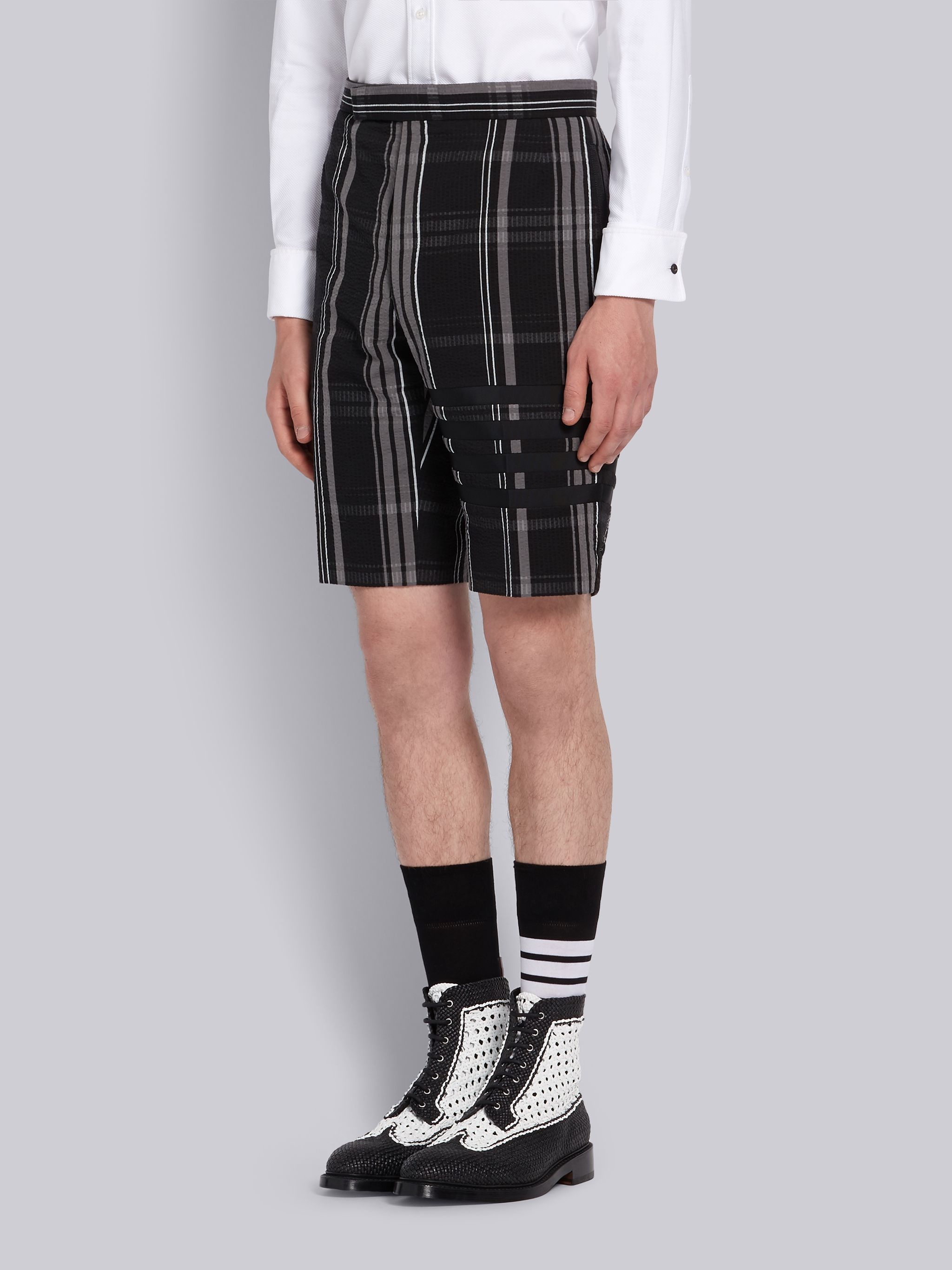 Black Plaid Seersucker 4-bar Classic Short - 2