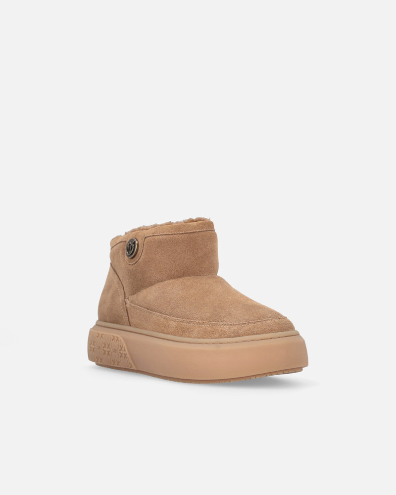 WINTER BOOTS WITH LOVE BIRDS LOGO 2