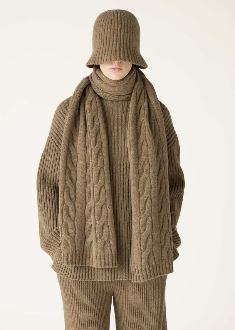 Loro Piana Napier Scarf outlook