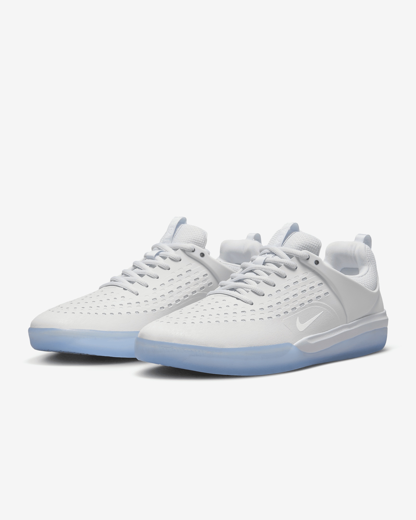 Men's Nike SB Zoom Nyjah 3 Skate Shoes - 5
