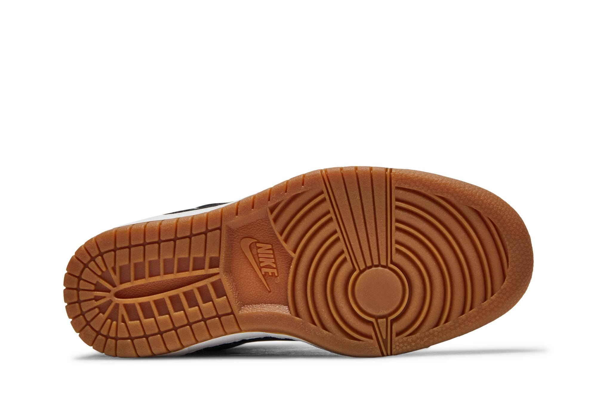 Wmns Dunk Sky Hi Essential 'Black Gum' - 4