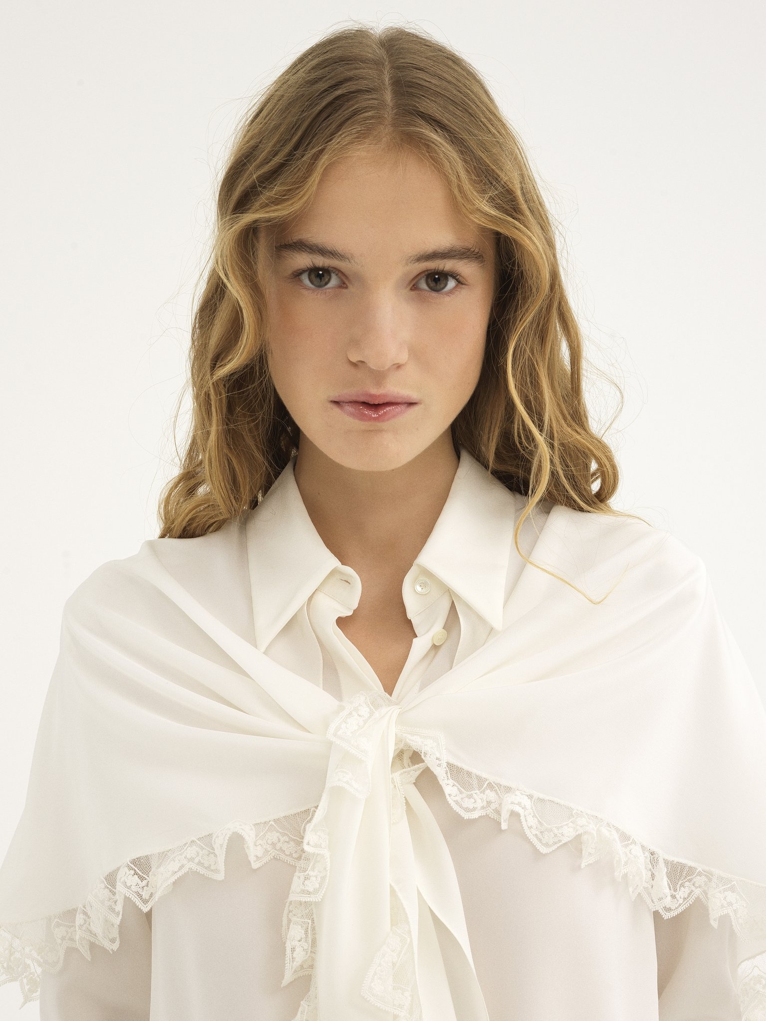 KNOTTED HERITAGE CAPE BLOUSE IN SILK - 7