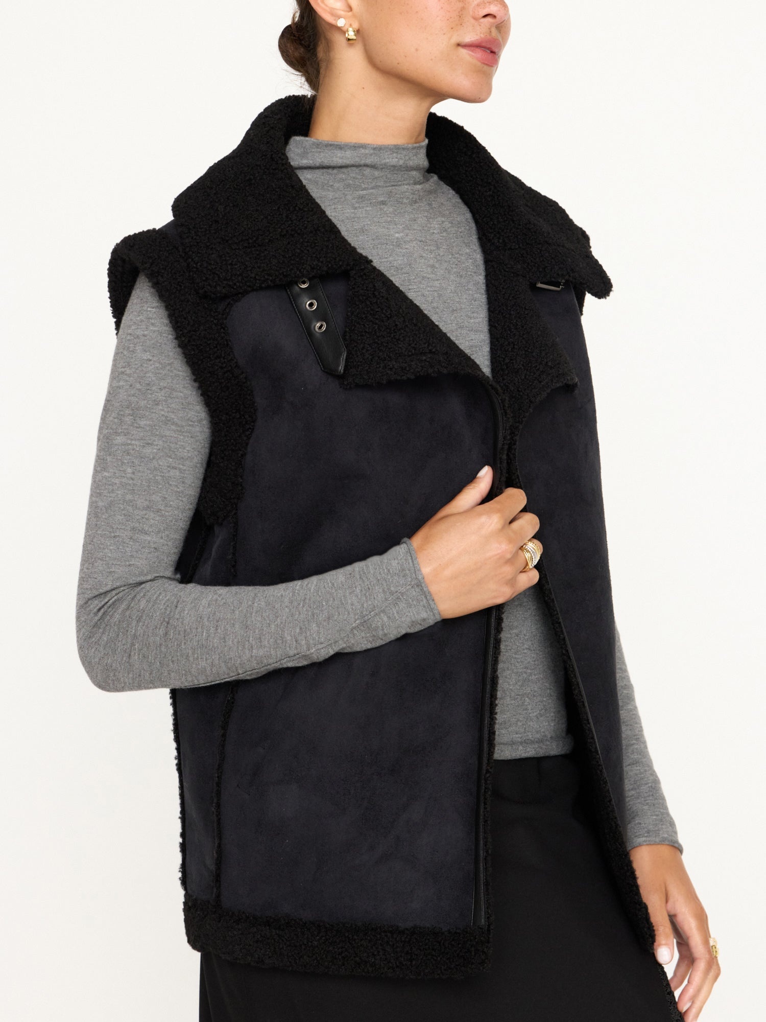 The Loredo Vest - 6