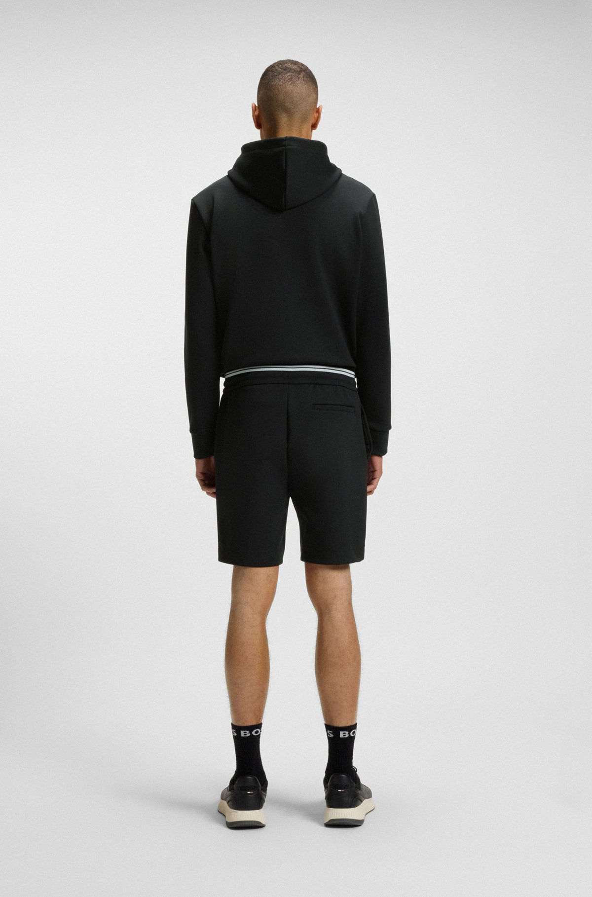 SHORTS WITH STRIPE DETAILS - 5