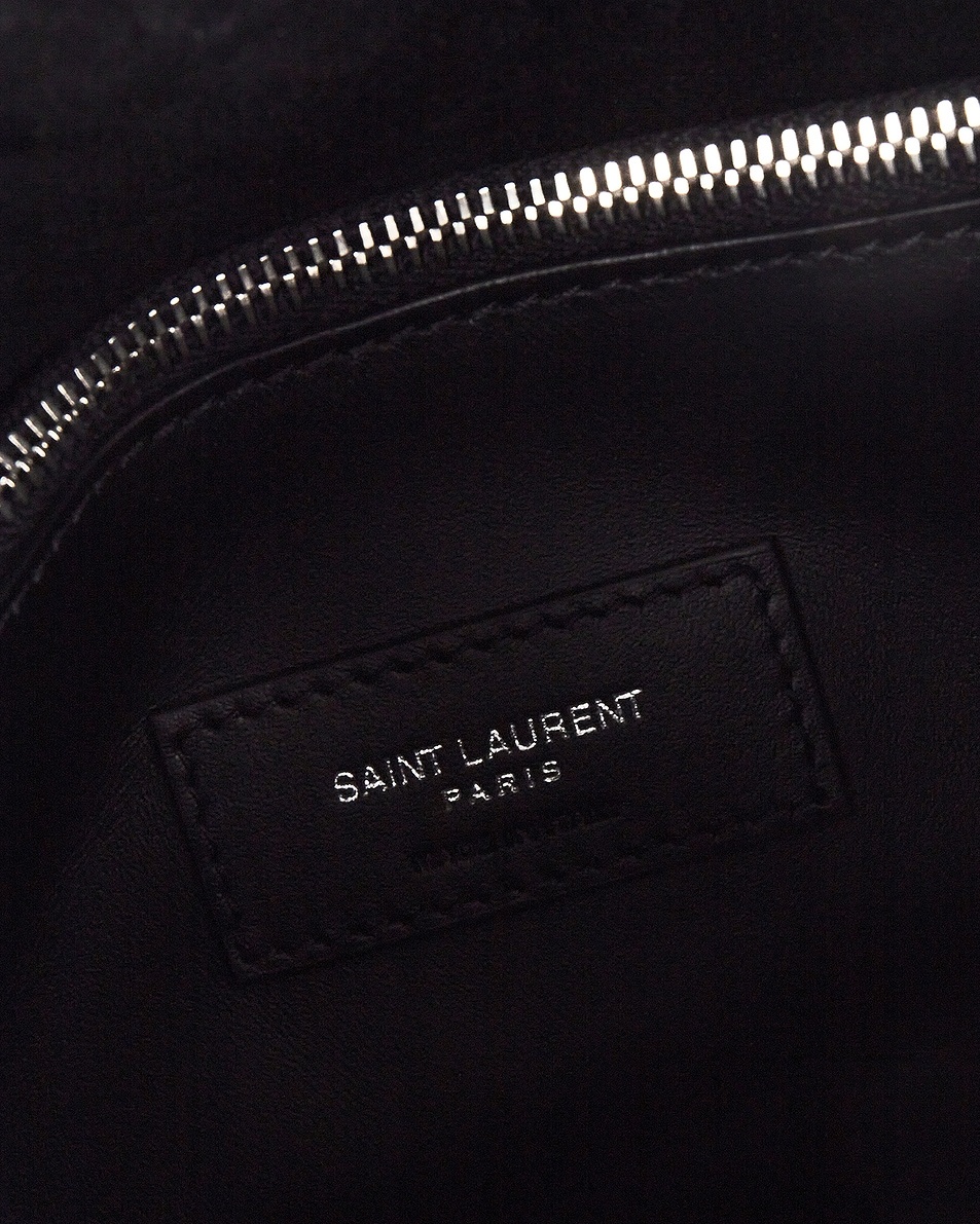 Le 5 A 7 Supple Hobo Bag - 6