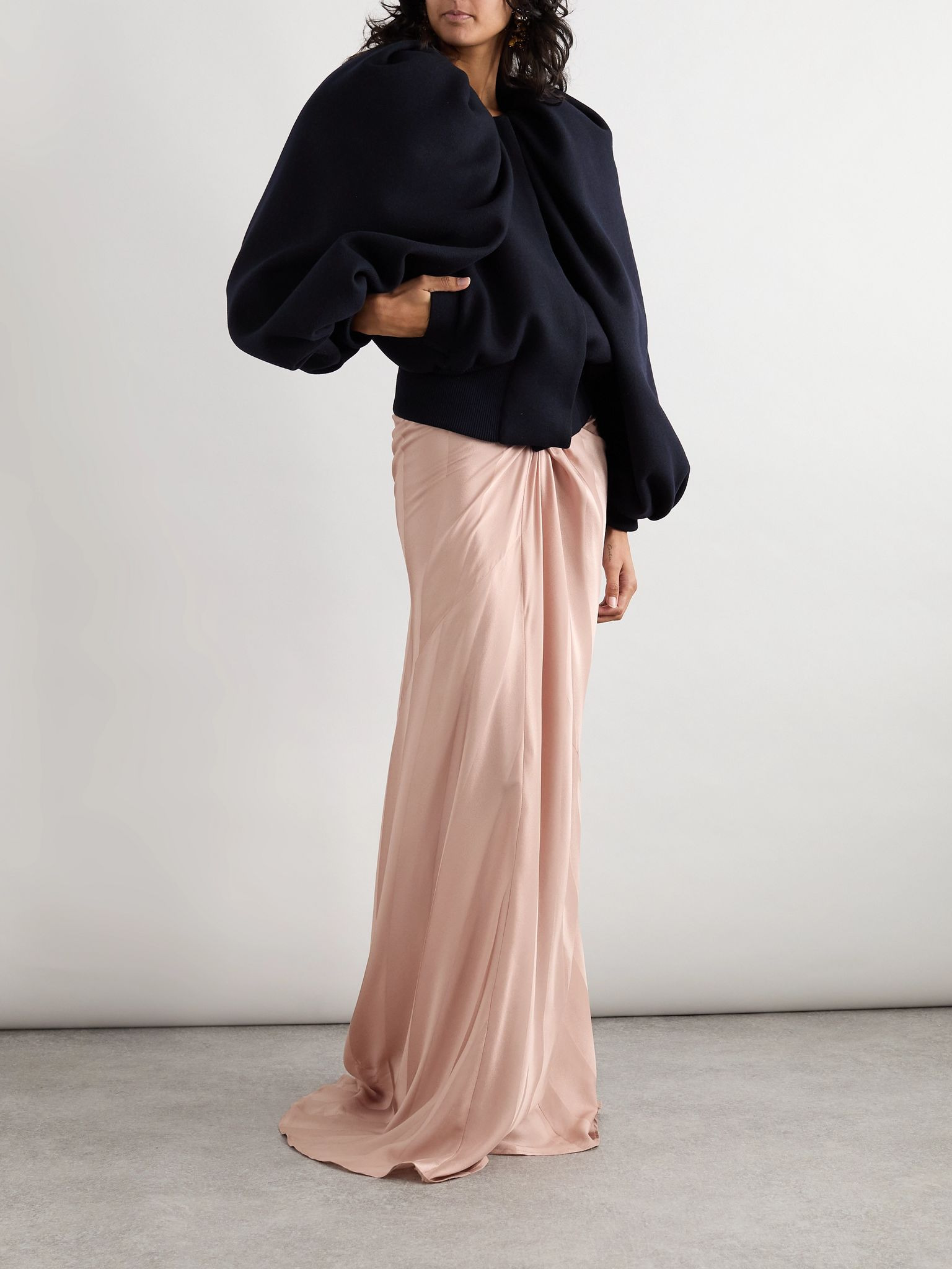 Twist-front gathered silk-satin jacquard maxi skirt Pink - 2