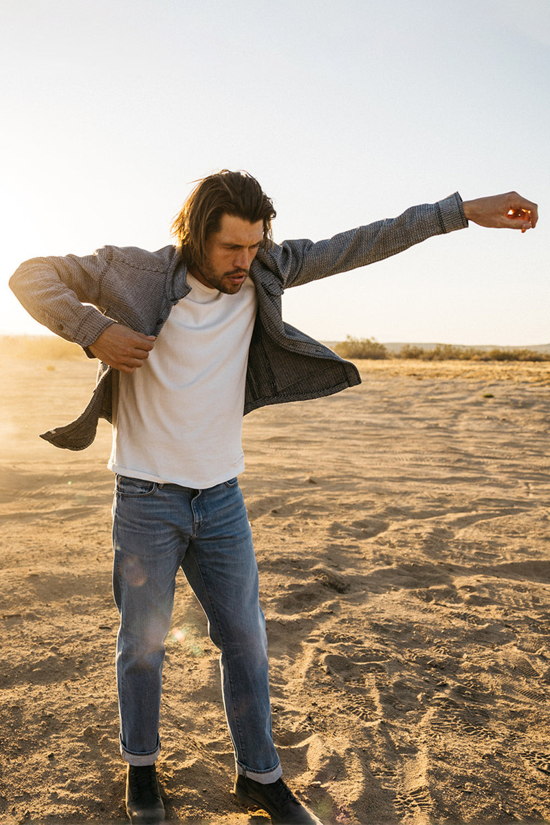 HIROSHI KATO The Anvil Birds Eye Sashiko - Dark Indigo outlook