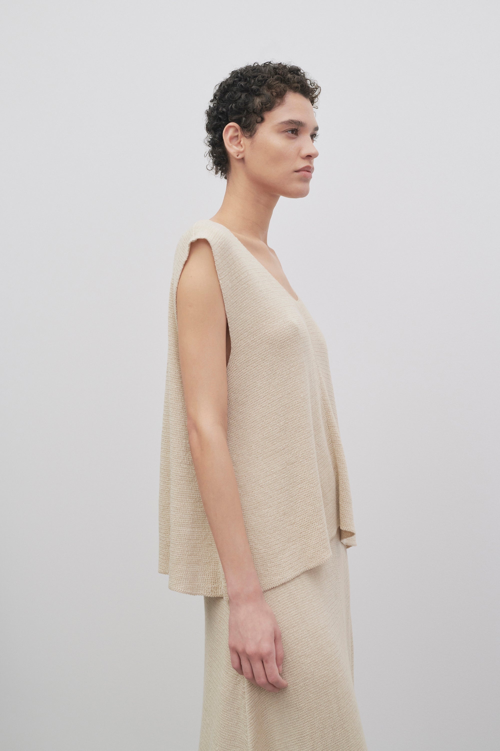 Fira Top in Linen - 4