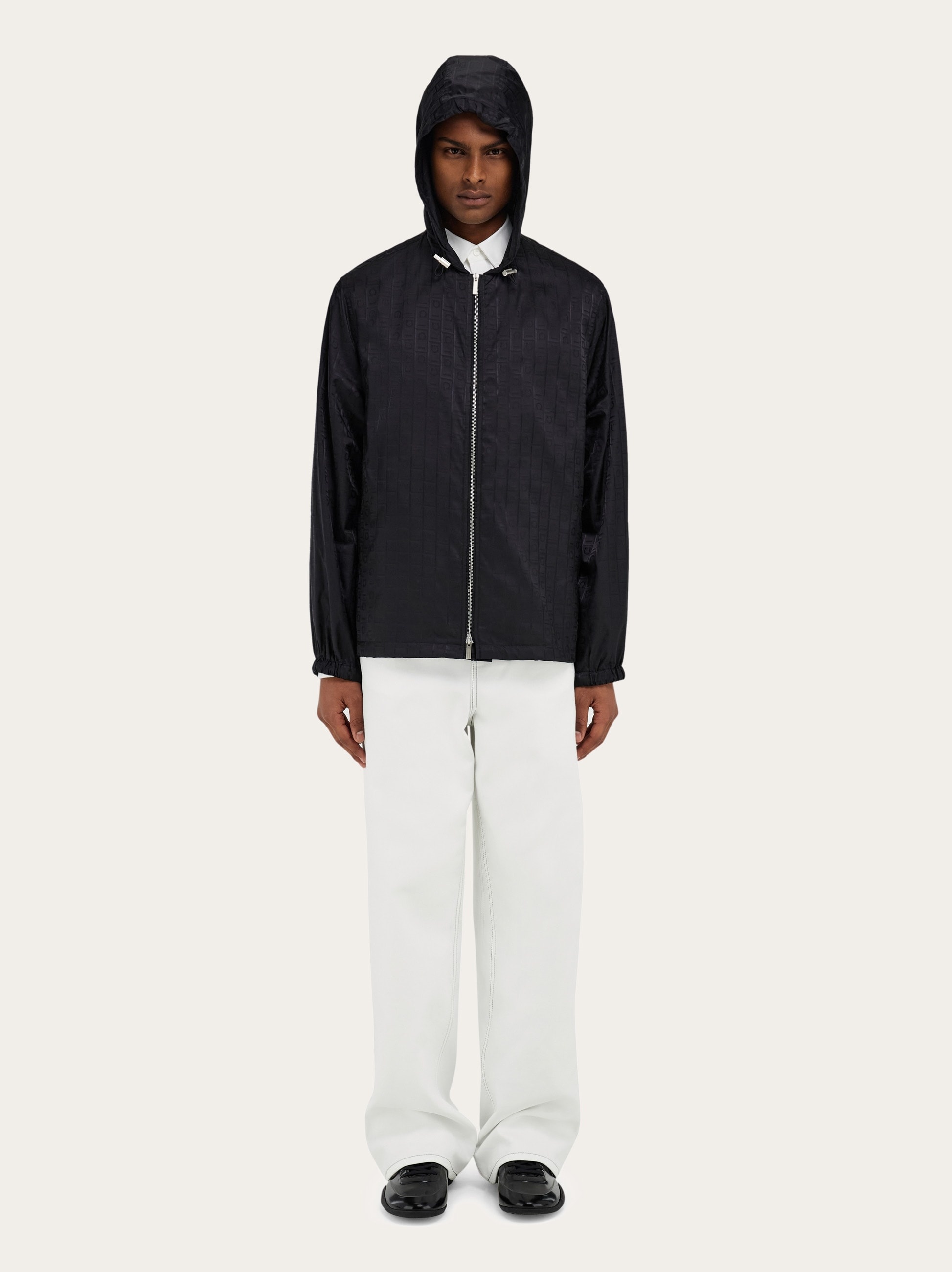 Short raincoat - 8