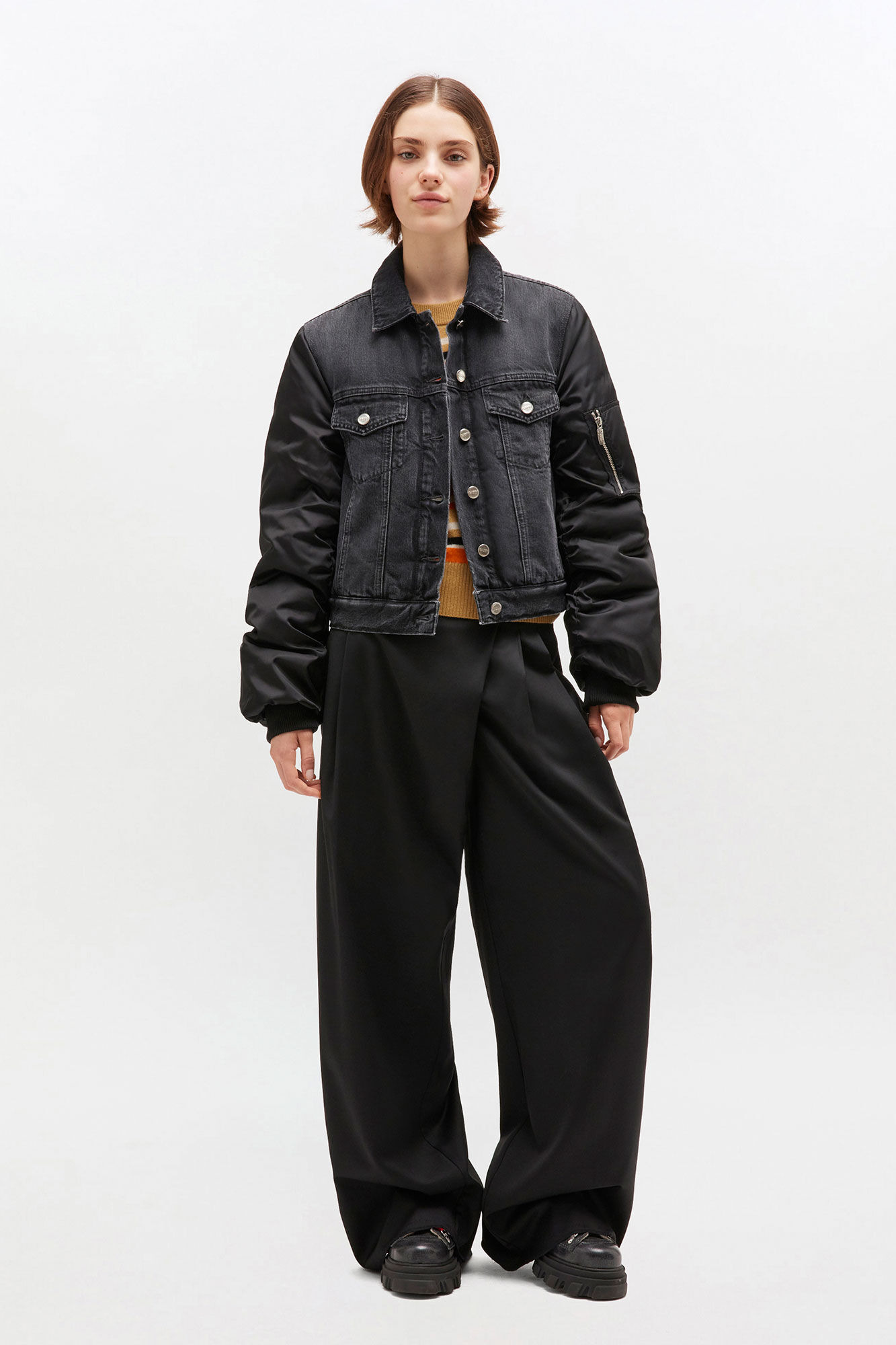 BLACK RIGID DENIM JACKET - 3