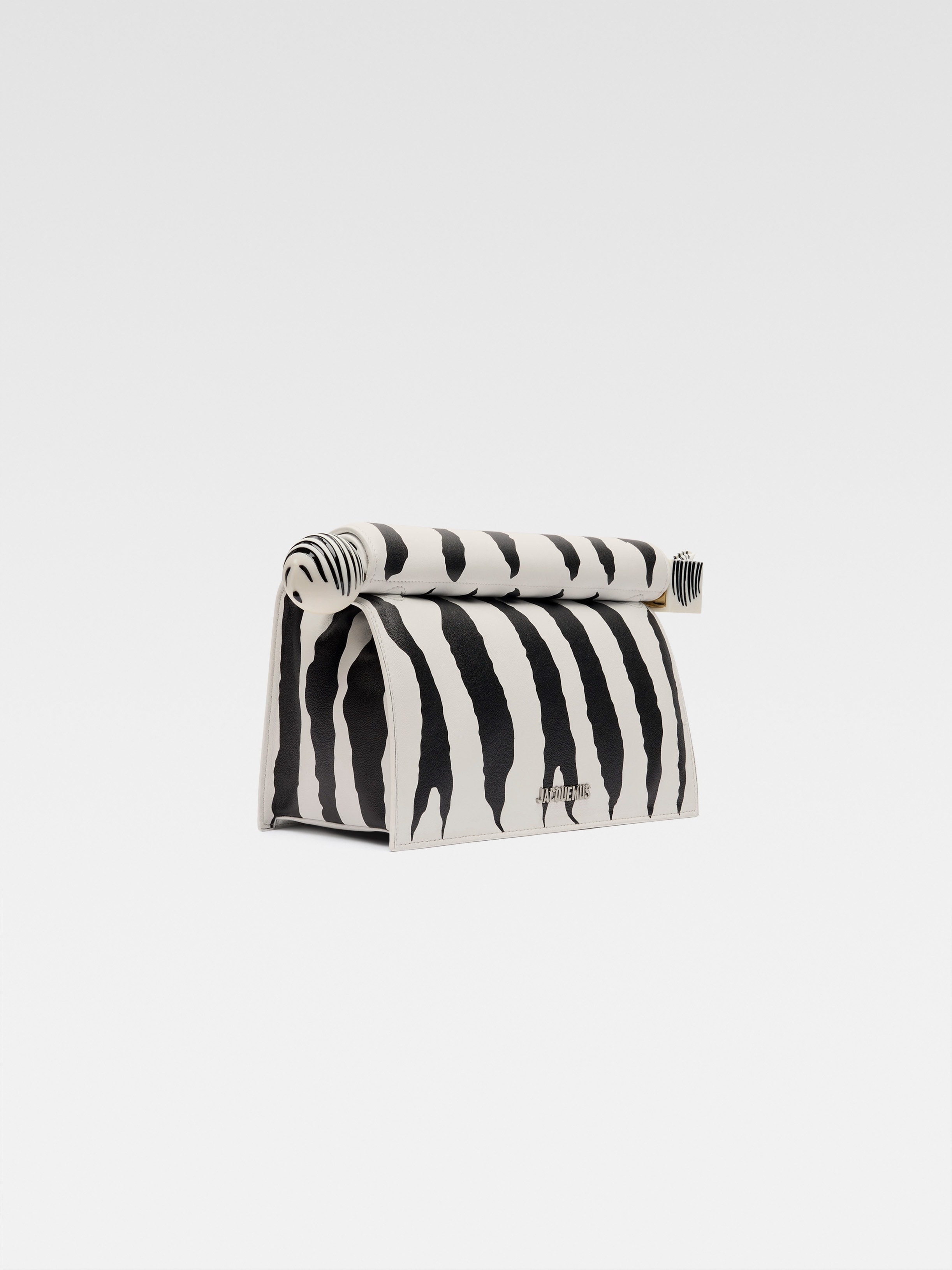 The Rond Carré clutch - 2