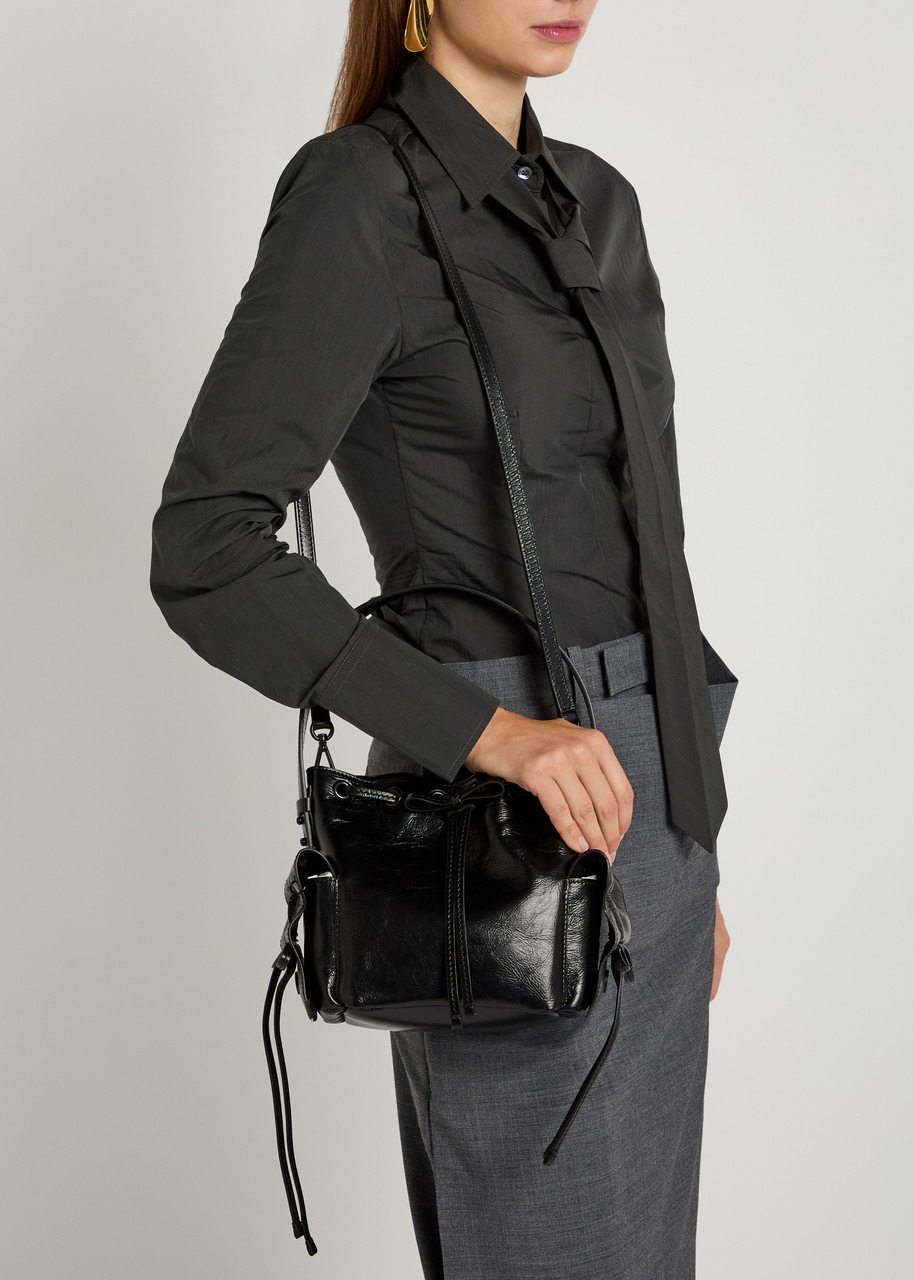 Acne Studios Multipocket Mini Crinkled Leather Bucket bag - 6