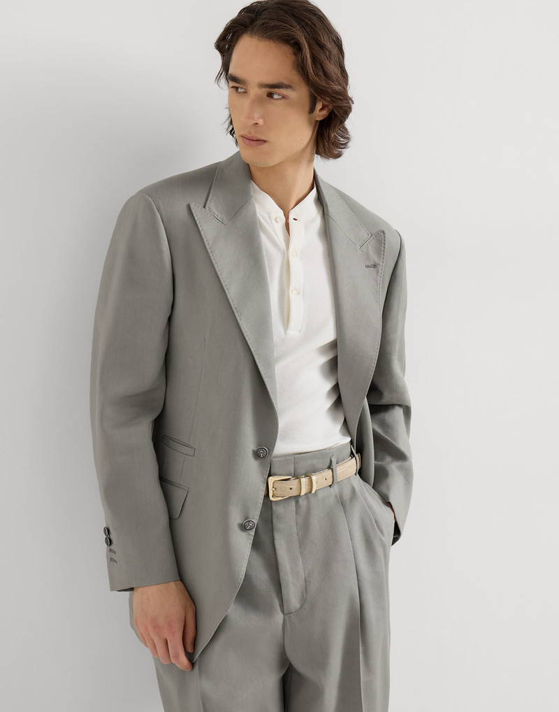 Tailor blazer in linen, virgin wool and mohair gabardine with peak lapels and metal buttons 5