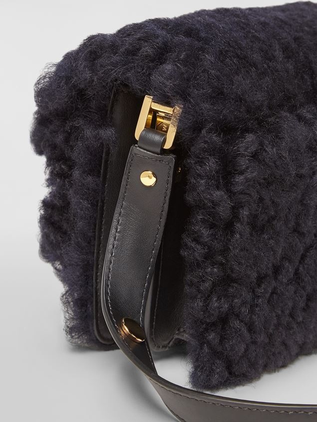 TRUNK BAG IN SHEARLING AND CALFSKIN - 4